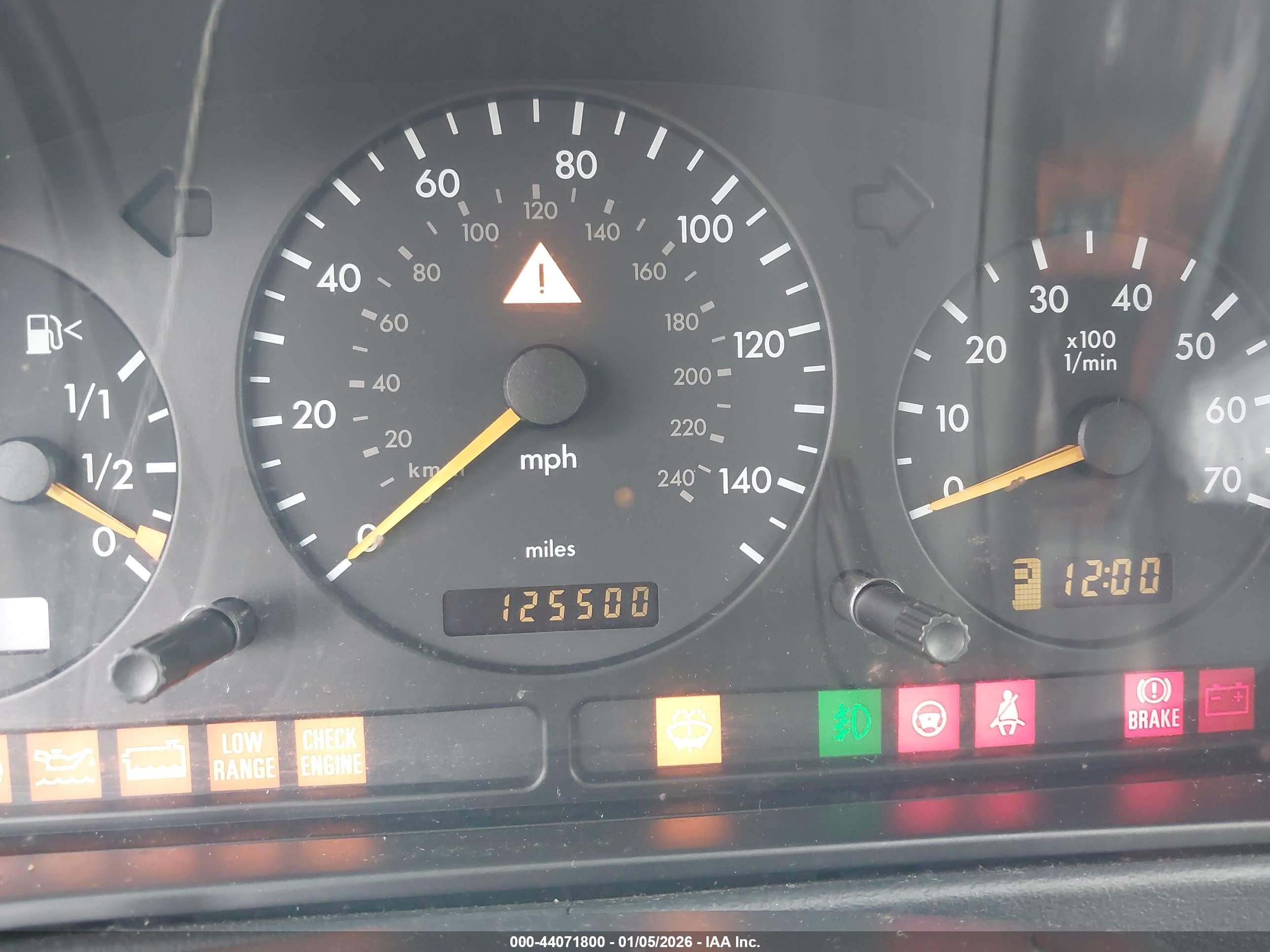 2002 Mercedes-benz Ml 500   Silver vin: 4JGAB75E42A299724