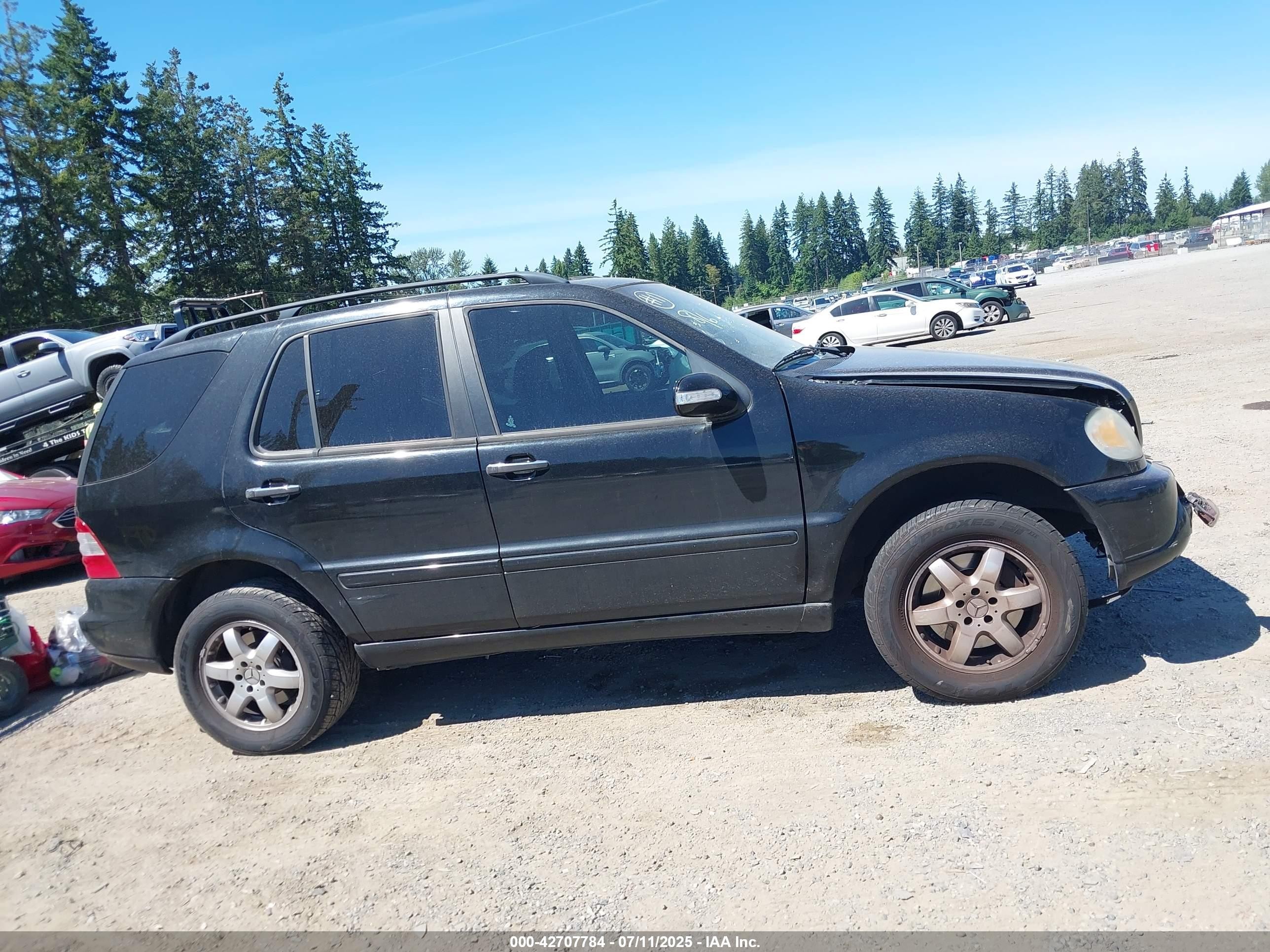 2005 Mercedes-benz Ml 500 4matic Черный vin: 4JGAB75E45A541125
