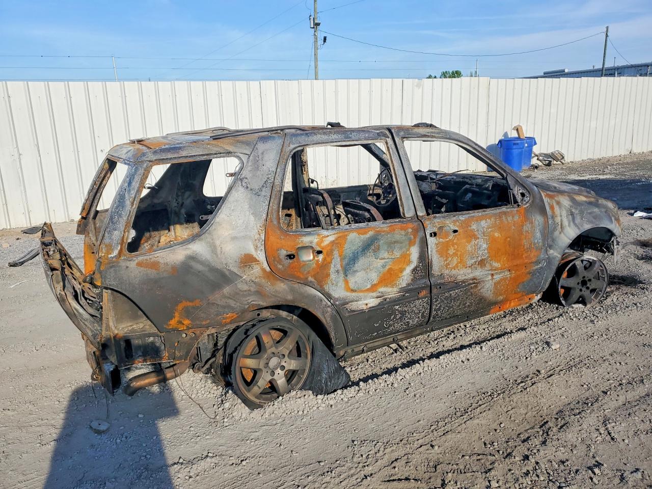 2003 Mercedes-benz Ml 500 Пожар vin: 4JGAB75E73A430470