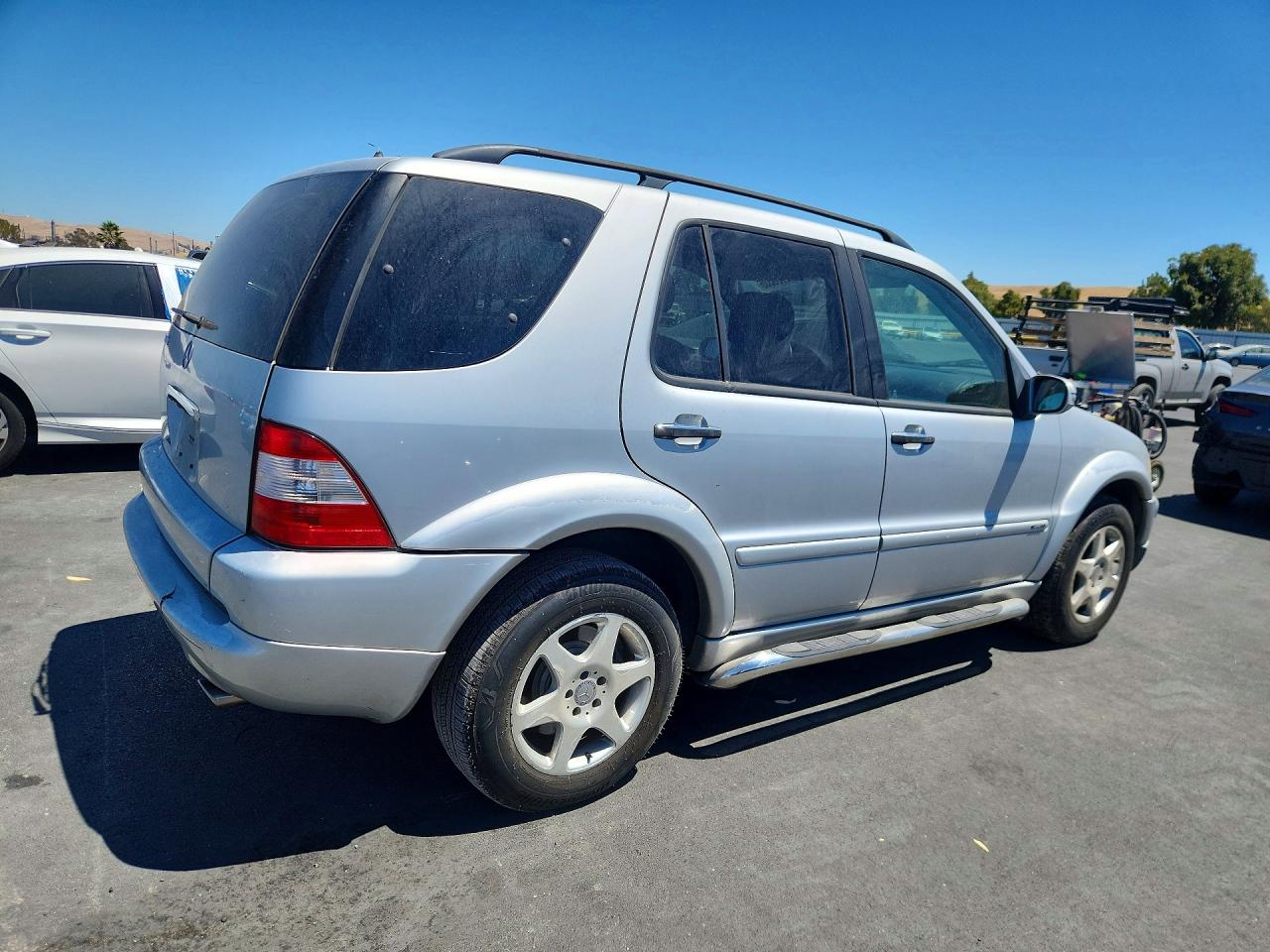 2002 Mercedes-benz Ml 500 Silver vin: 4JGAB75EX2A302982