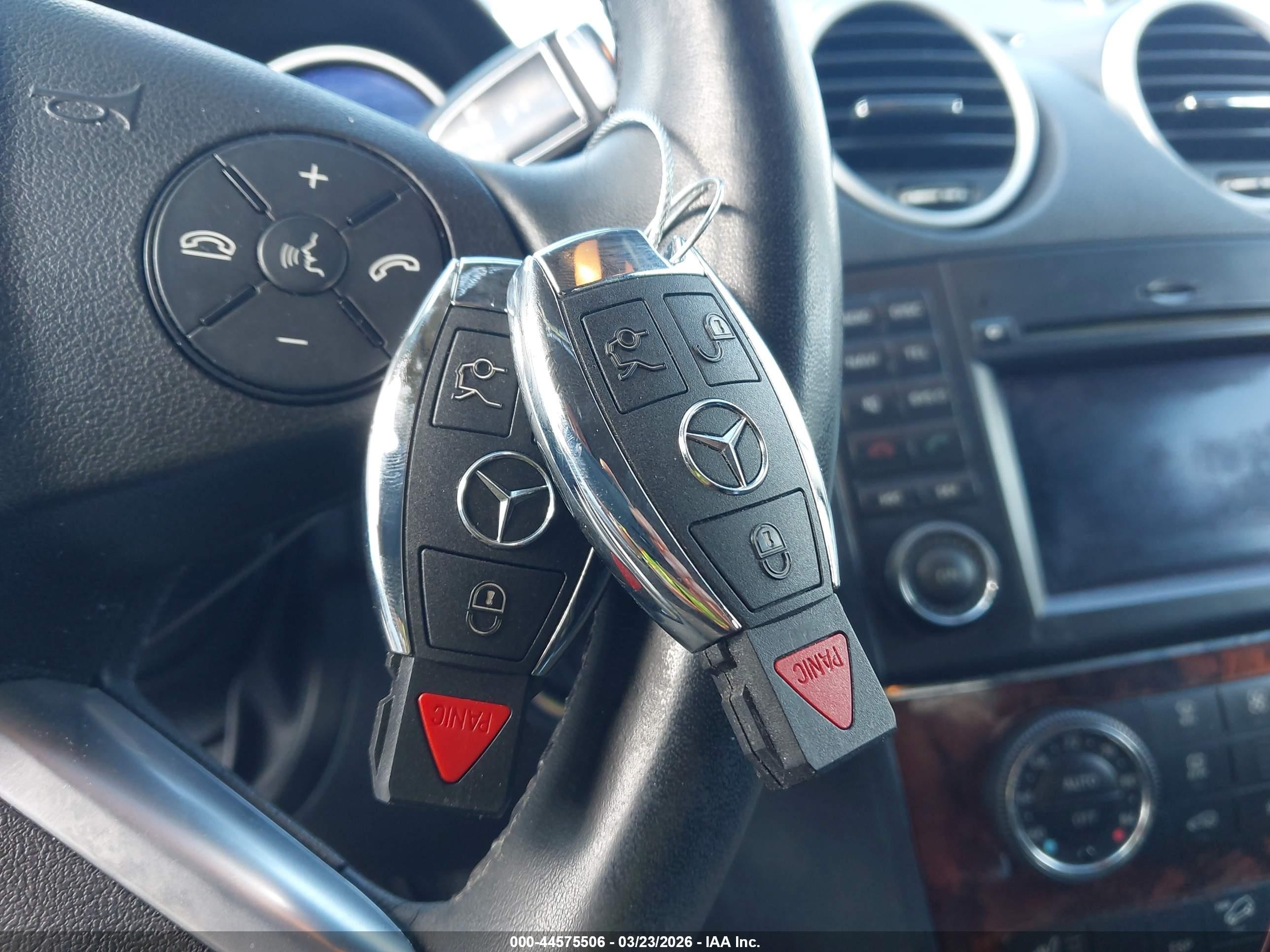 2011 Mercedes-benz Ml 350 Bluetec 4matic Серебряный vin: 4JGBB2FB0BA725632