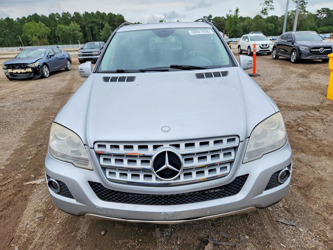 2011 Mercedes-benz Ml 350 Bluetec Silver vin: 4JGBB2FB2BA701025