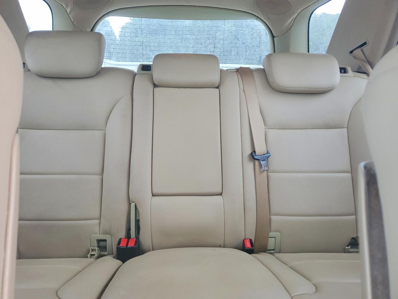 2011 Mercedes-benz Ml 350 Bluetec White vin: 4JGBB2FB2BA733425