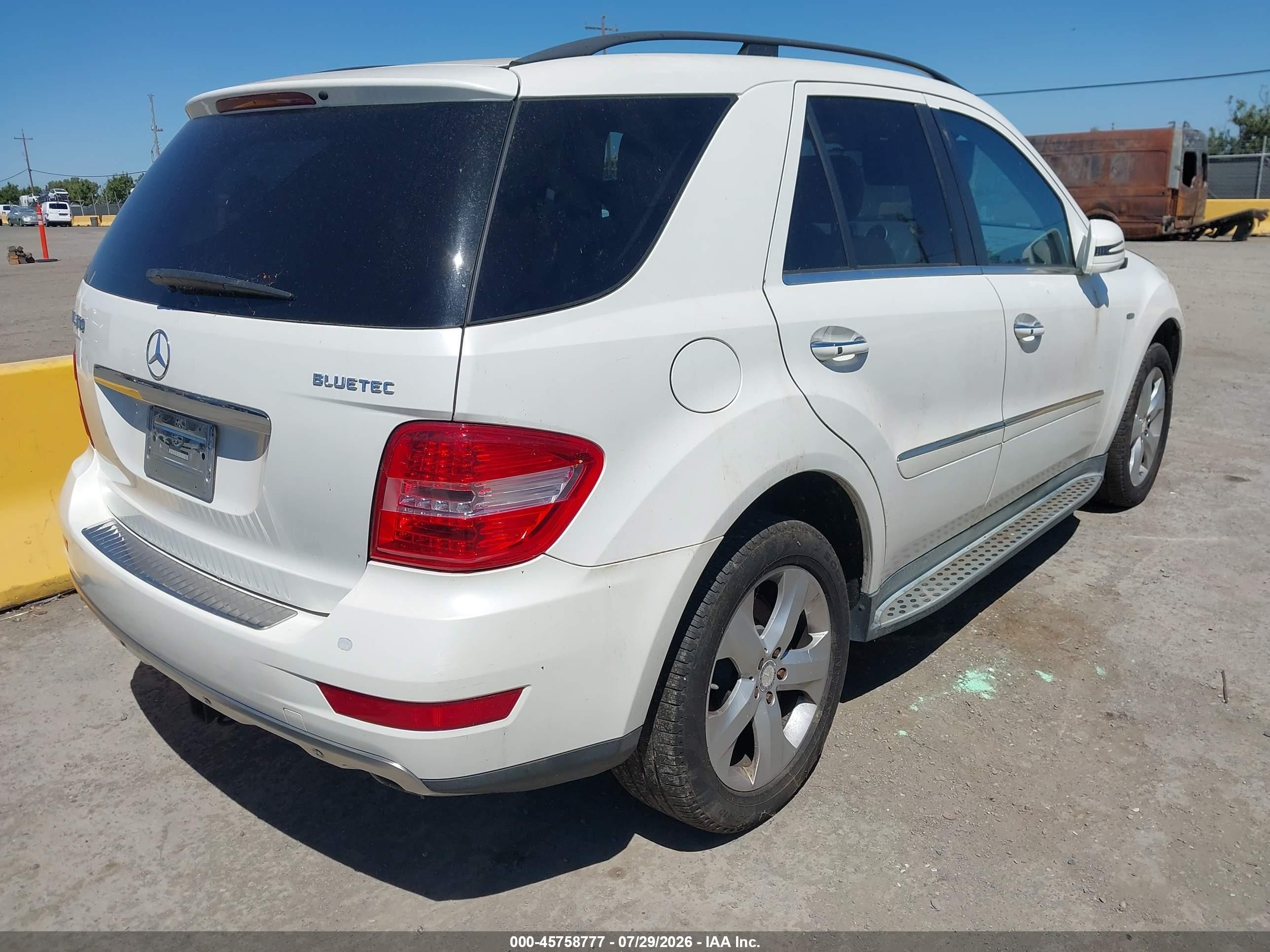 2011 Mercedes-benz Ml 350 Bluetec 4matic Белый vin: 4JGBB2FB6BA660074