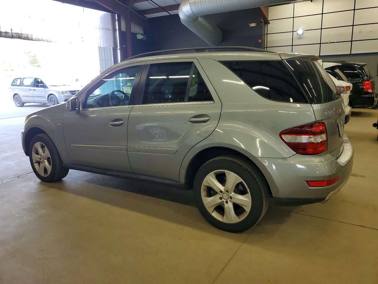 2011 Mercedes-benz Ml 350 Bluetec Silver vin: 4JGBB2FB9BA677838
