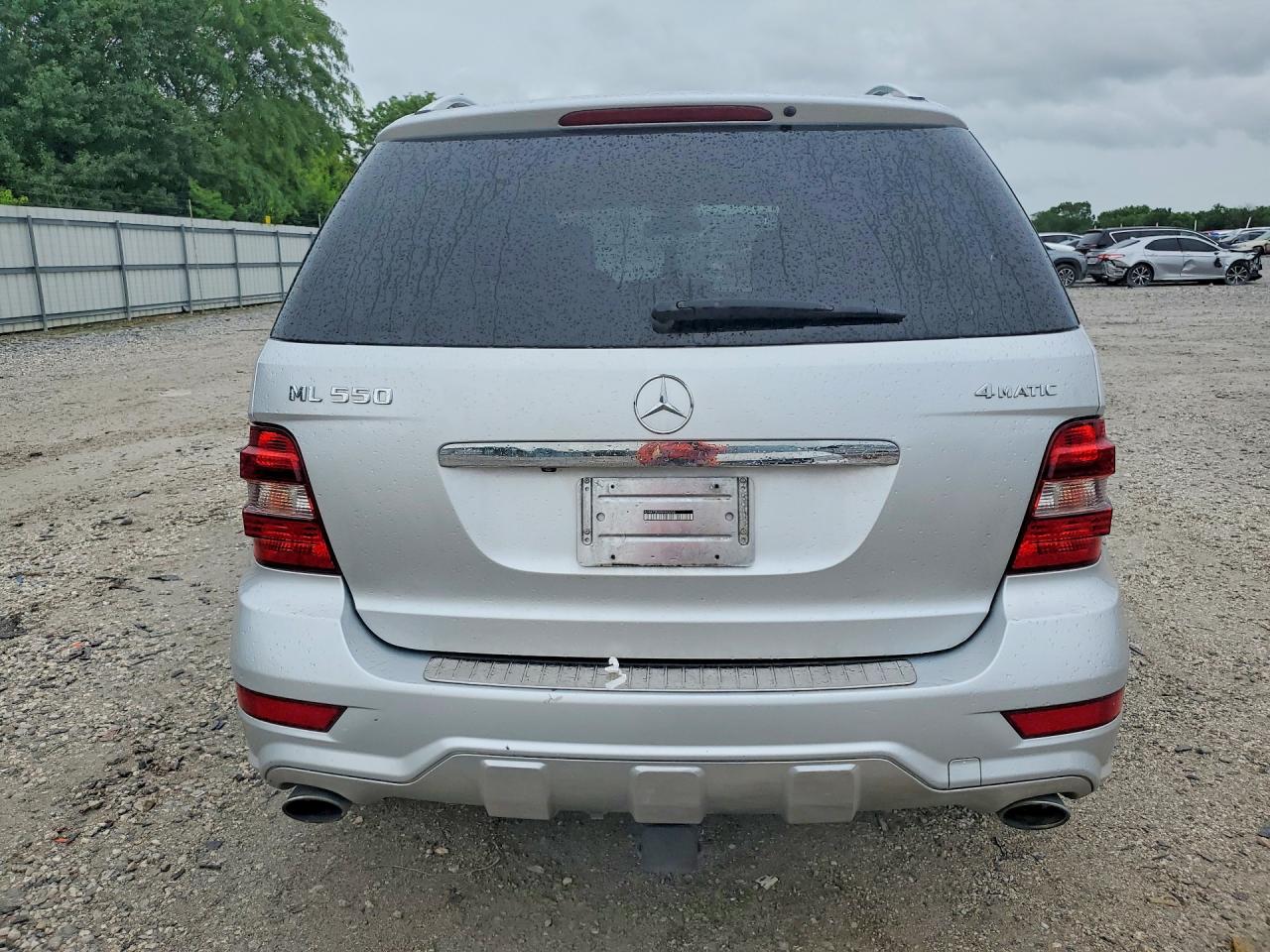 2009 Mercedes-benz Ml 55 Silver vin: 4JGBB72EX9A443263