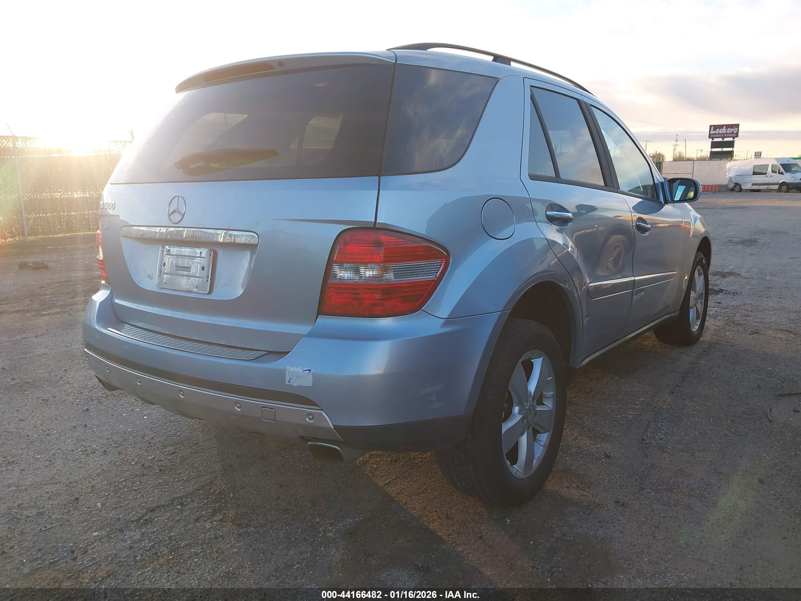 2006 Mercedes-benz Ml 500 Серый vin: 4JGBB75E56A047331