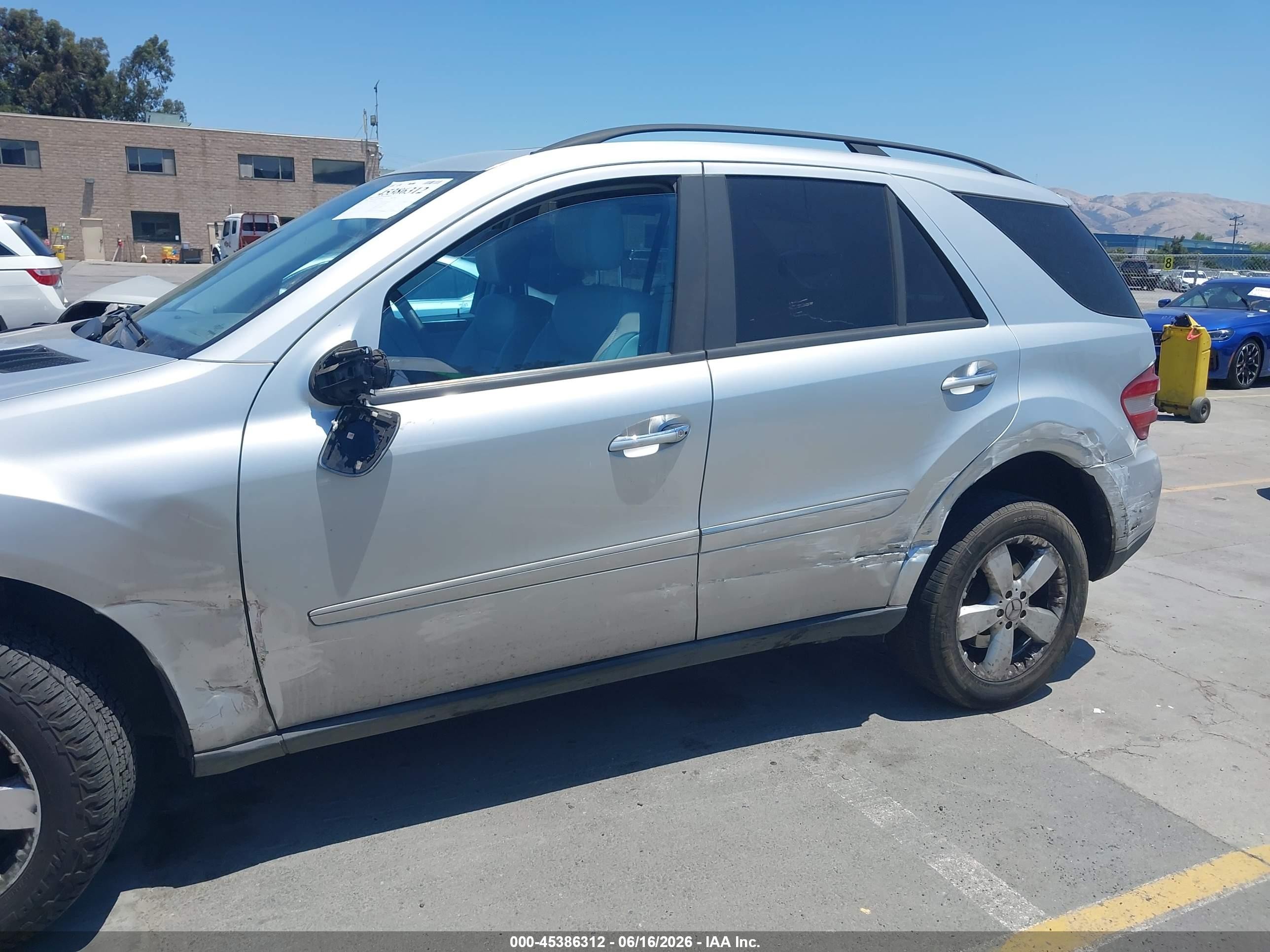 2006 Mercedes-benz Ml 500 4matic Серый vin: 4JGBB75E96A019290