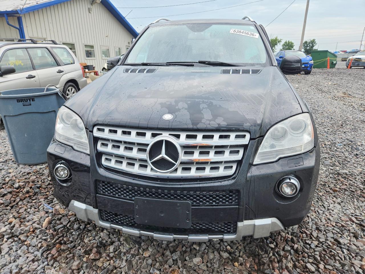 2011 Mercedes-benz Ml 550 4matic Черный vin: 4JGBB7CB0BA635799