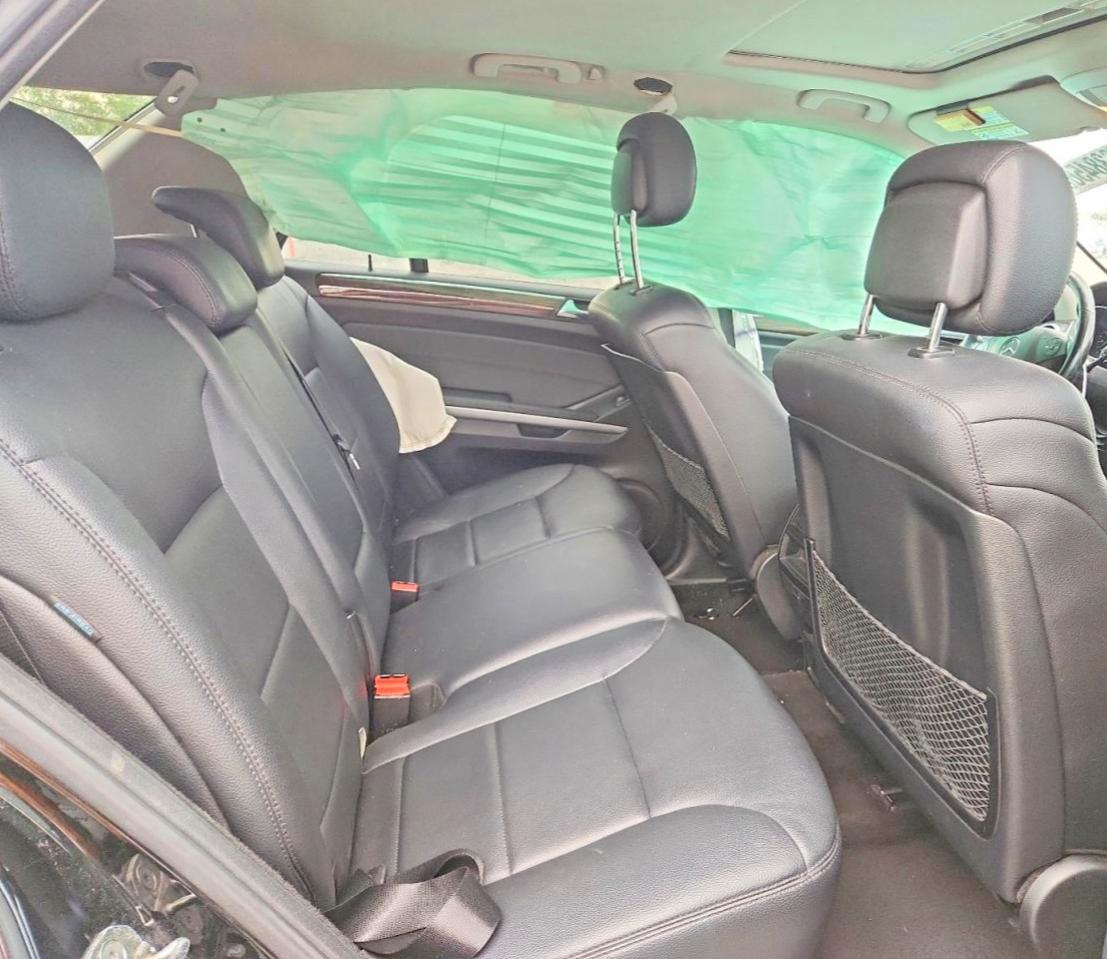 2011 Mercedes-benz Ml 550 4matic Черный vin: 4JGBB7CB0BA635799