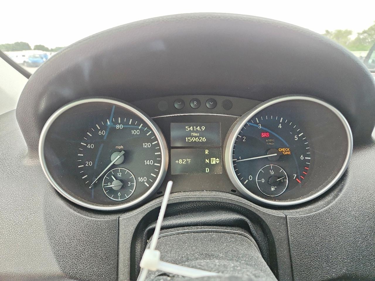 2011 Mercedes-benz Ml 550 4matic Черный vin: 4JGBB7CB0BA635799