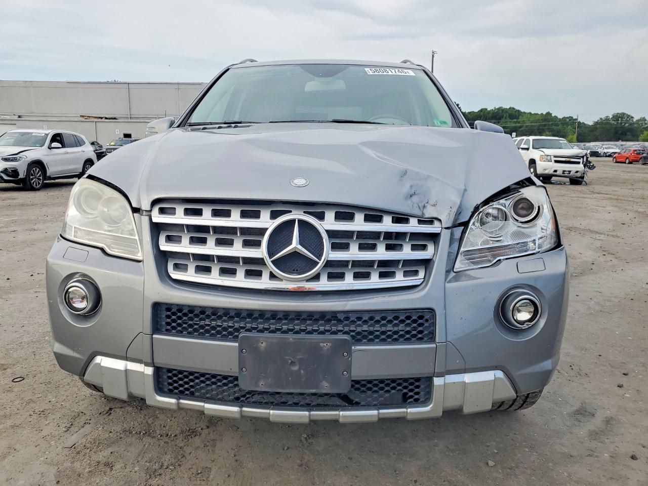 2011 Mercedes-benz Ml 550 4matic Gray vin: 4JGBB7CB2BA645783