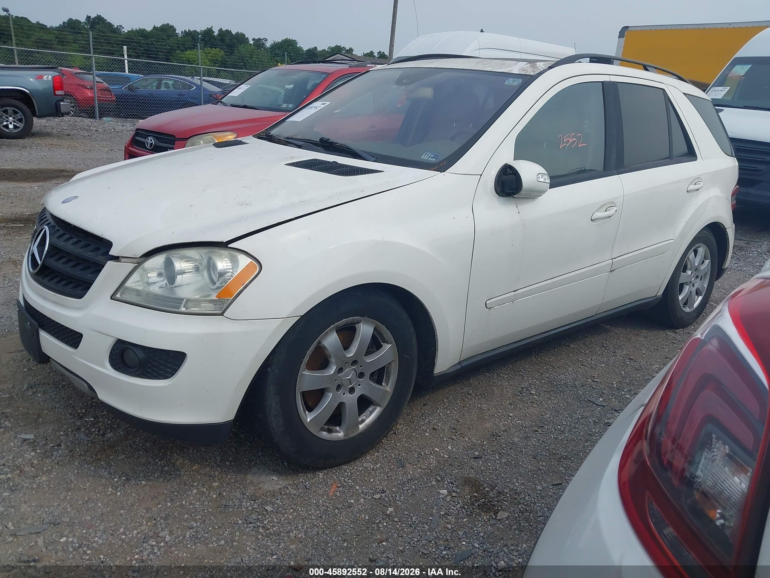 2006 Mercedes-benz Ml 350 4matic White vin: 4JGBB86E66A106150