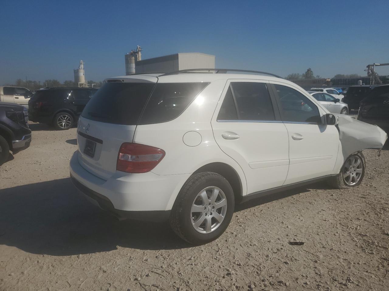 2006 Mercedes-benz Ml 350 White vin: 4JGBB86E86A079727