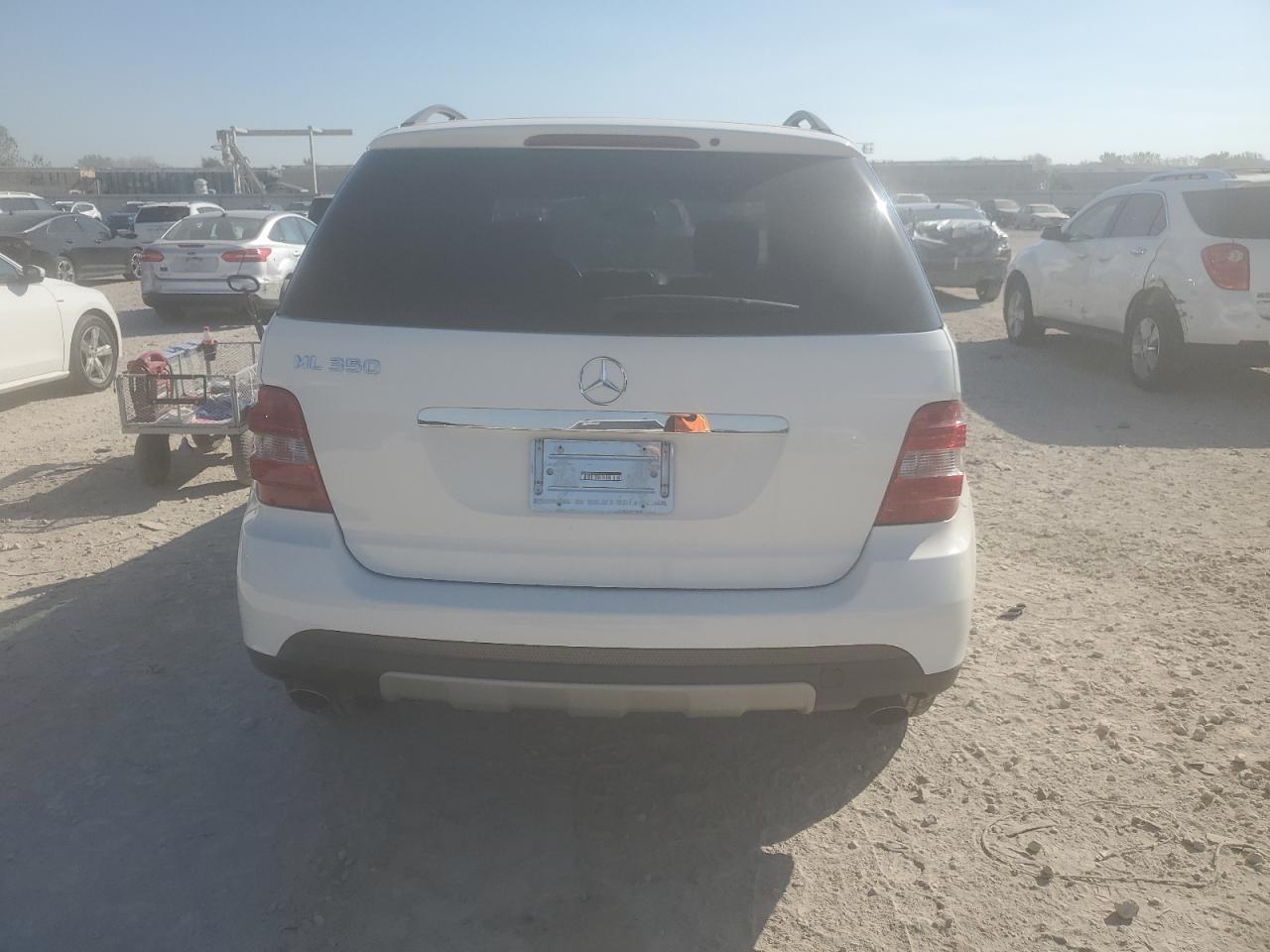 2006 Mercedes-benz Ml 350 White vin: 4JGBB86E86A079727