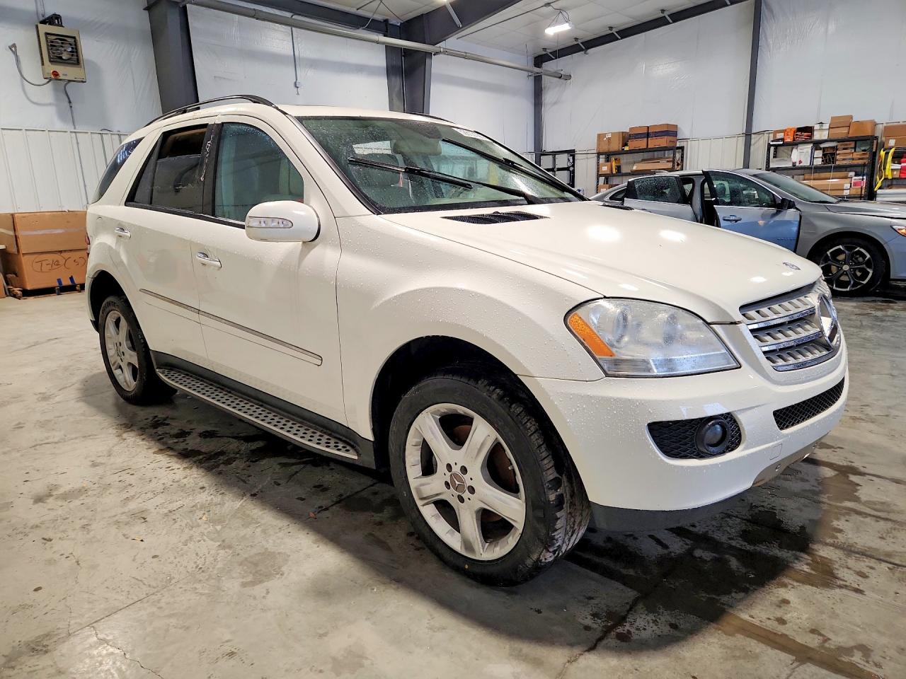 2007 Mercedes-benz Ml 350 Белый vin: 4JGBB86E97A276357
