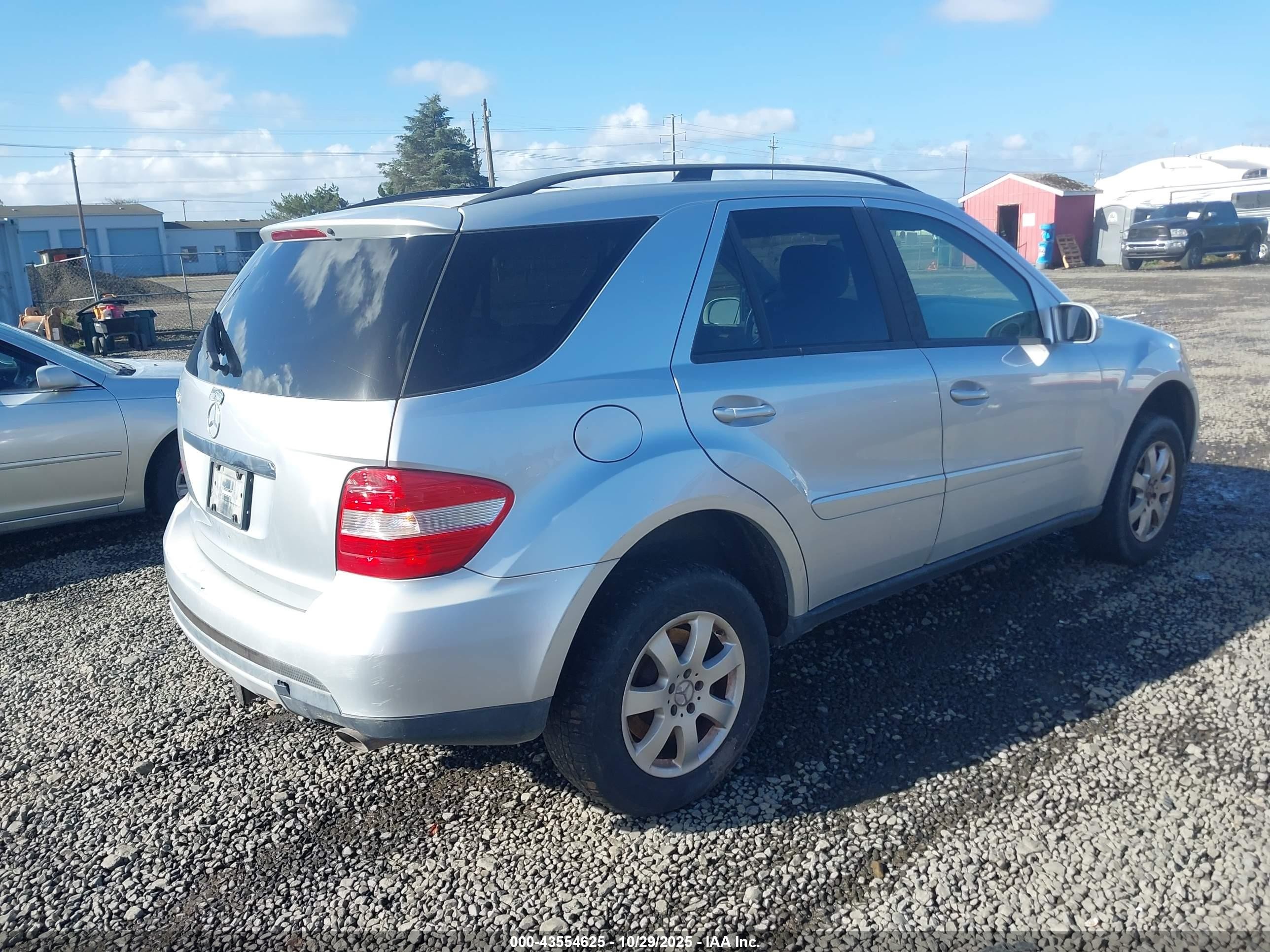 2006 Mercedes-benz Ml 350 4matic Серебряный vin: 4JGBB86EX6A001045