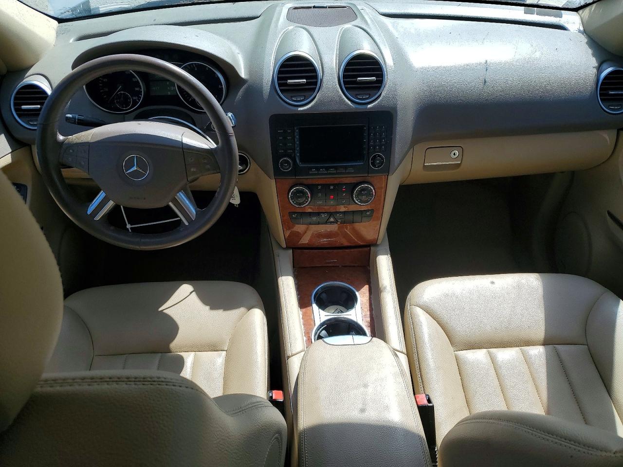 2007 Mercury M-class White vin: 4JGBB86EX7A265366