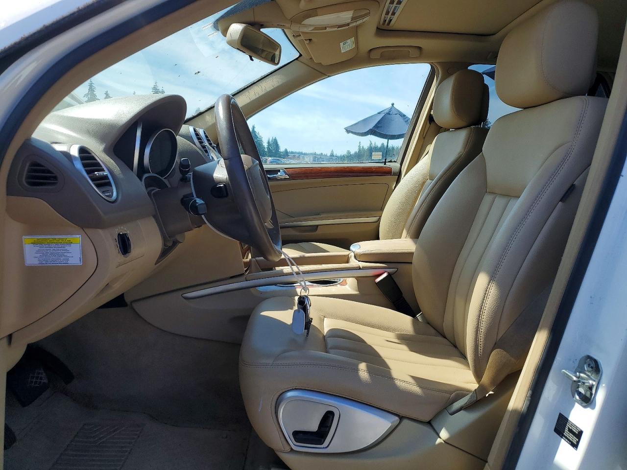 2007 Mercury M-class White vin: 4JGBB86EX7A265366