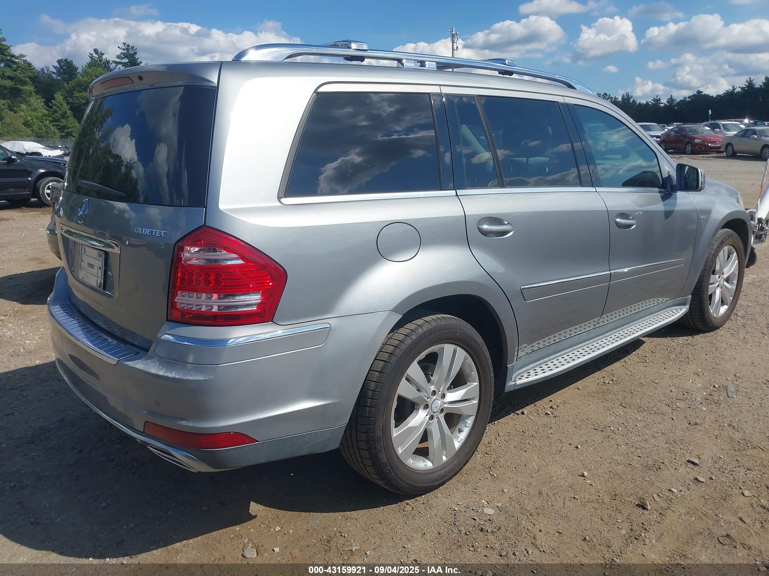 2011 Mercedes-benz Gl 350 Bluetec 4matic Silver vin: 4JGBF2FE0BA732045