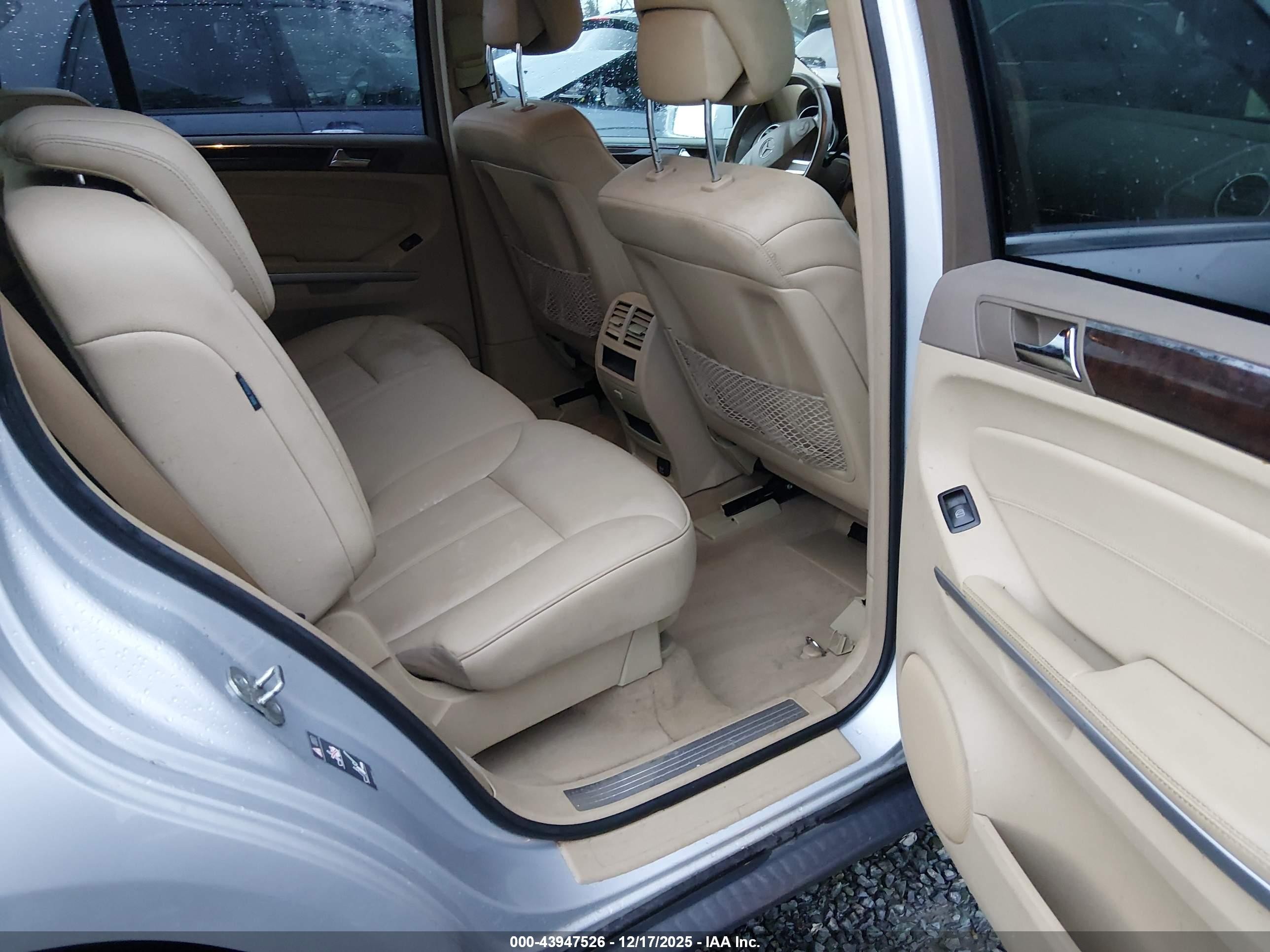 2012 Mercedes-benz Gl 350 Bluetec 4matic Silver vin: 4JGBF2FE2CA769034