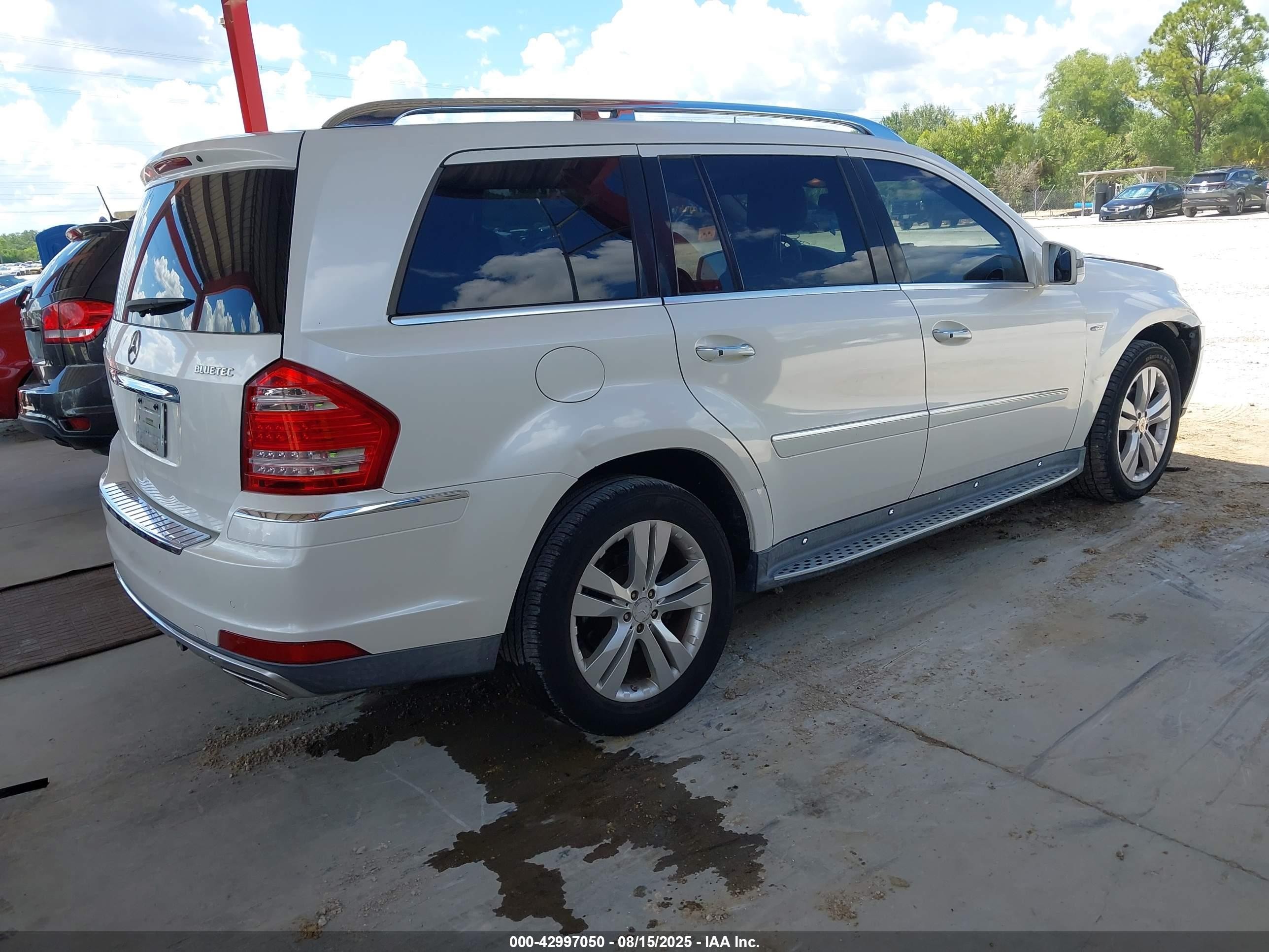 2011 Mercedes-benz Gl 350 Bluetec 4matic White vin: 4JGBF2FE4BA727270