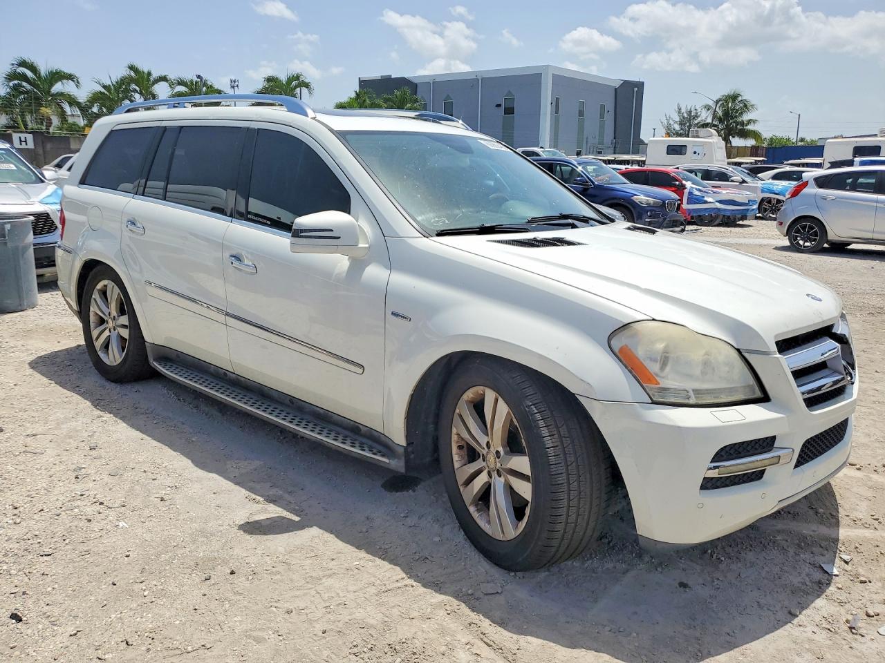 2011 Mercedes-benz Gl 350 Bluetec White vin: 4JGBF2FE5BA715208