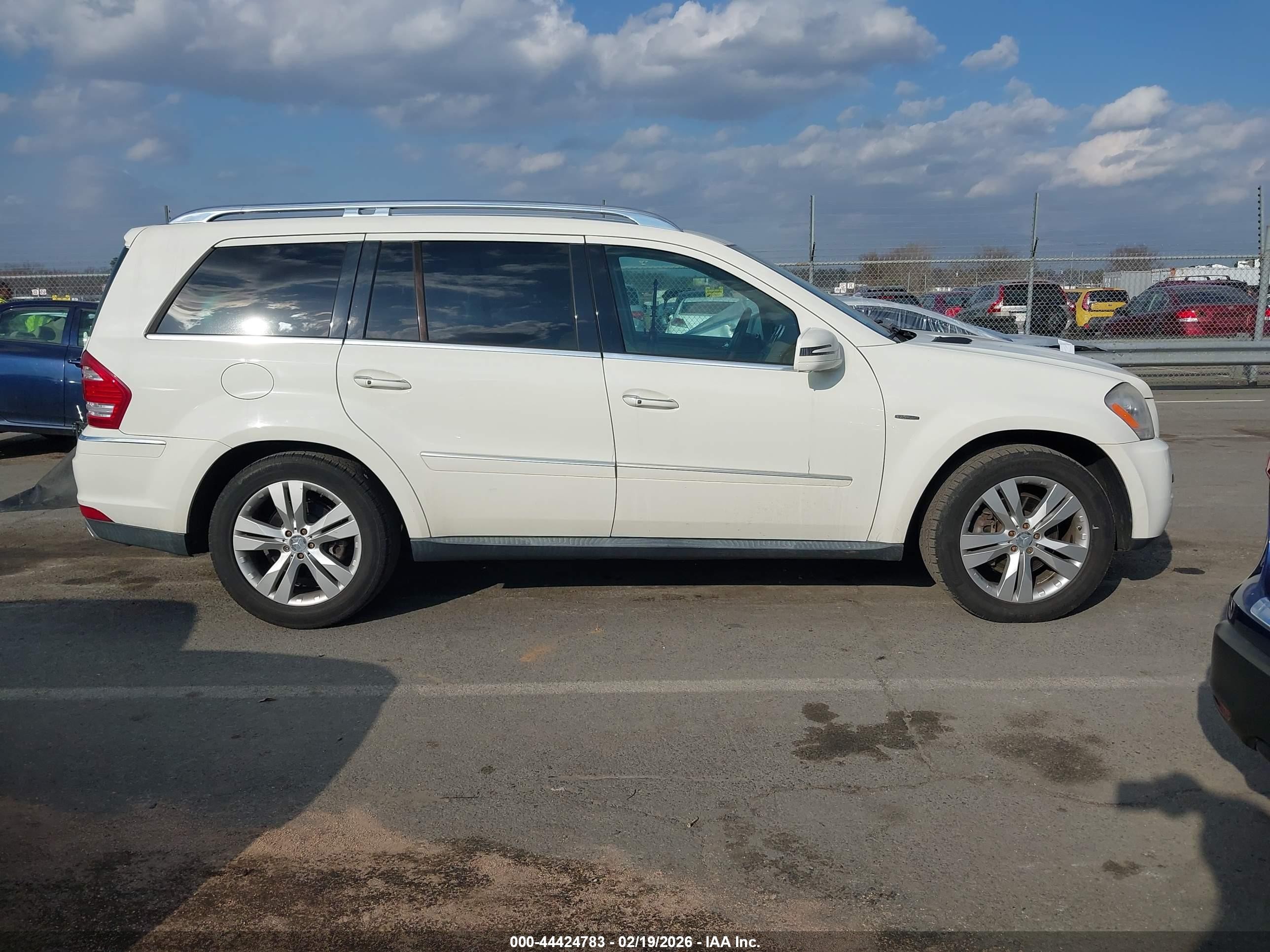2012 Mercedes-benz Gl 350 Bluetec 4matic Белый vin: 4JGBF2FE5CA802592