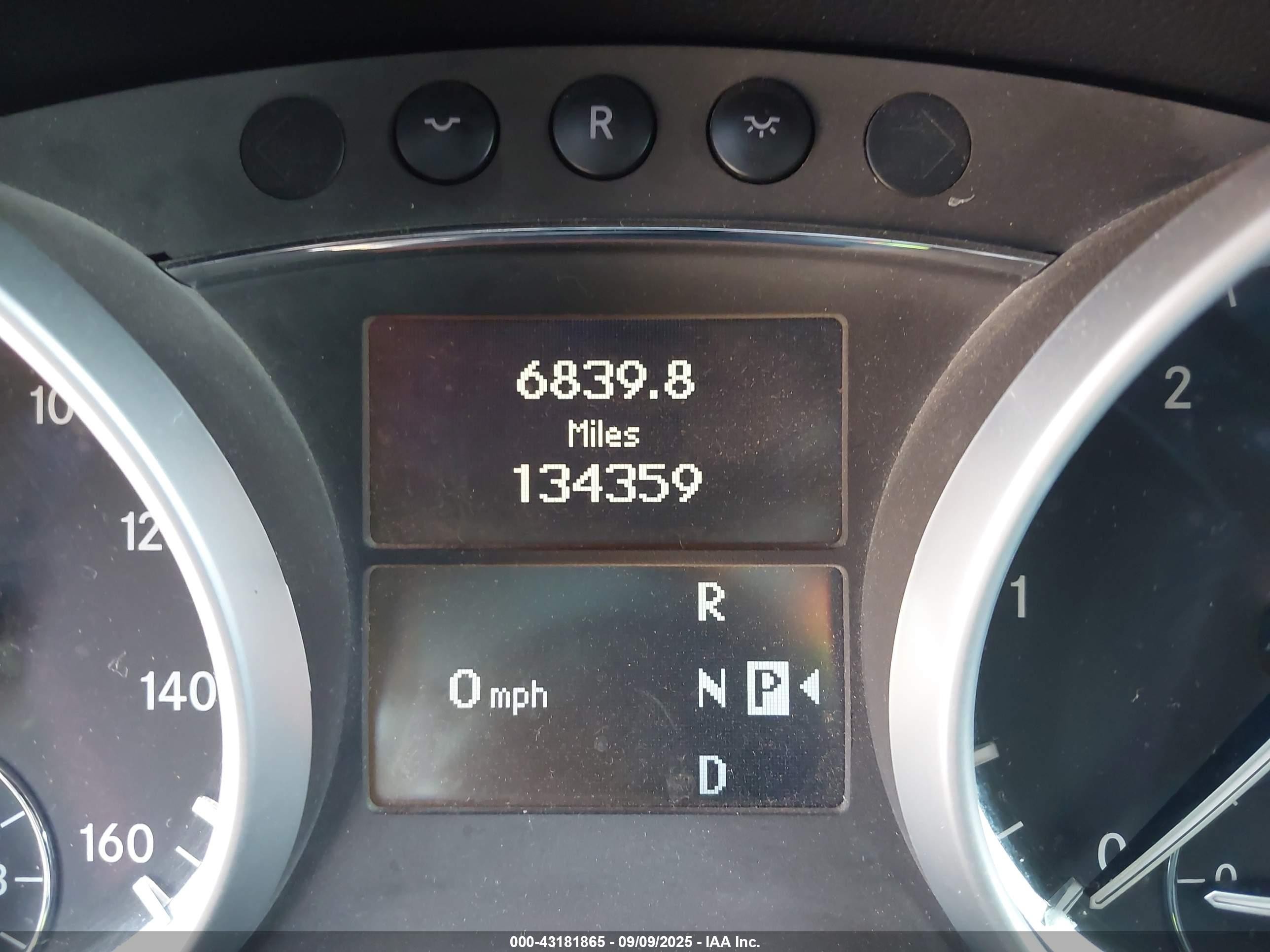 2011 Mercedes-benz Gl 350 Bluetec 4matic Silver vin: 4JGBF2FE7BA644366