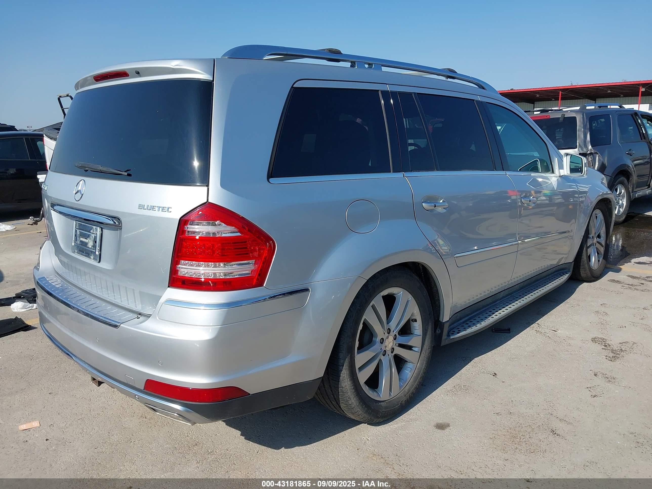 2011 Mercedes-benz Gl 350 Bluetec 4matic Silver vin: 4JGBF2FE7BA644366