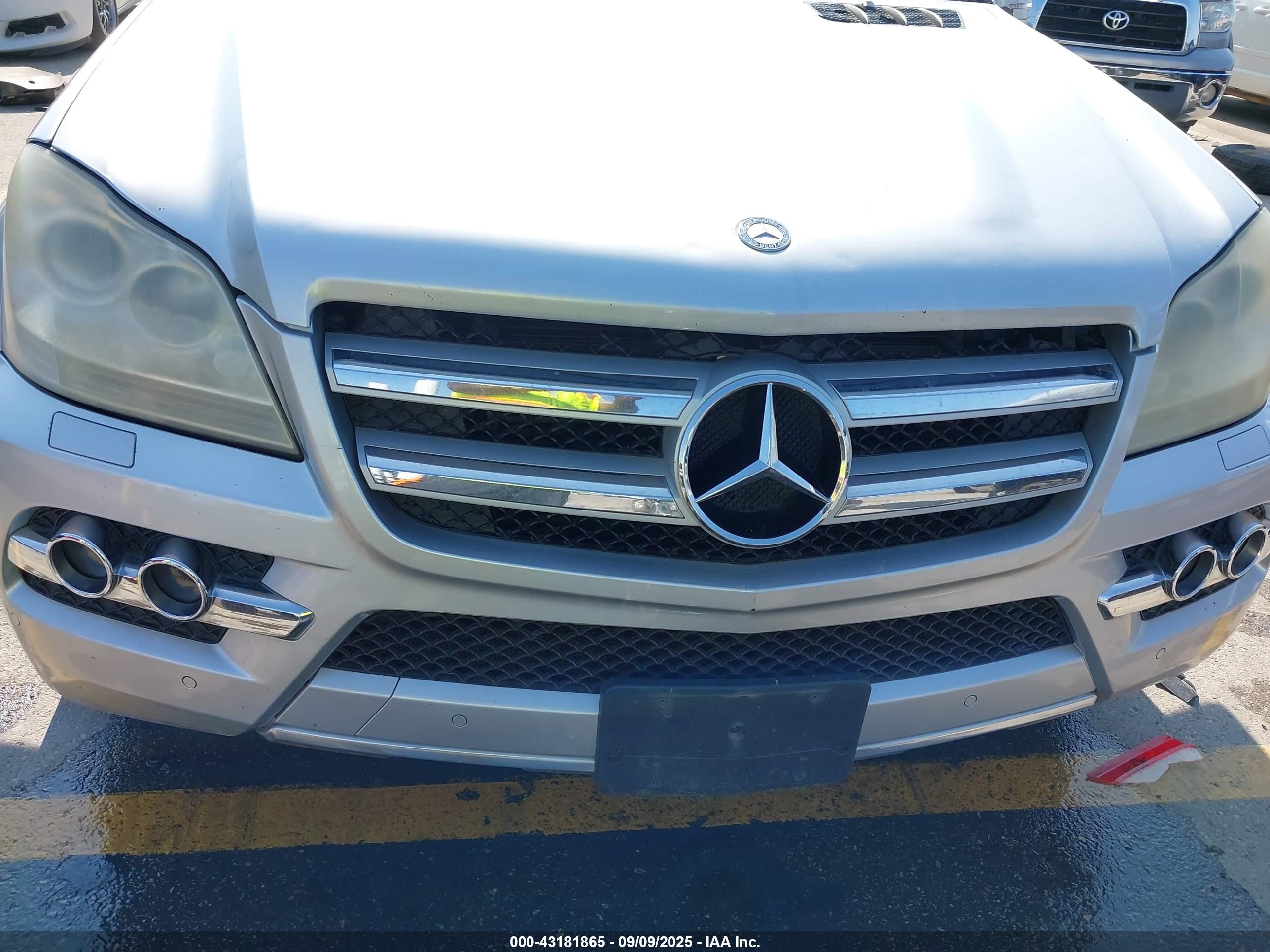 2011 Mercedes-benz Gl 350 Bluetec 4matic Silver vin: 4JGBF2FE7BA644366