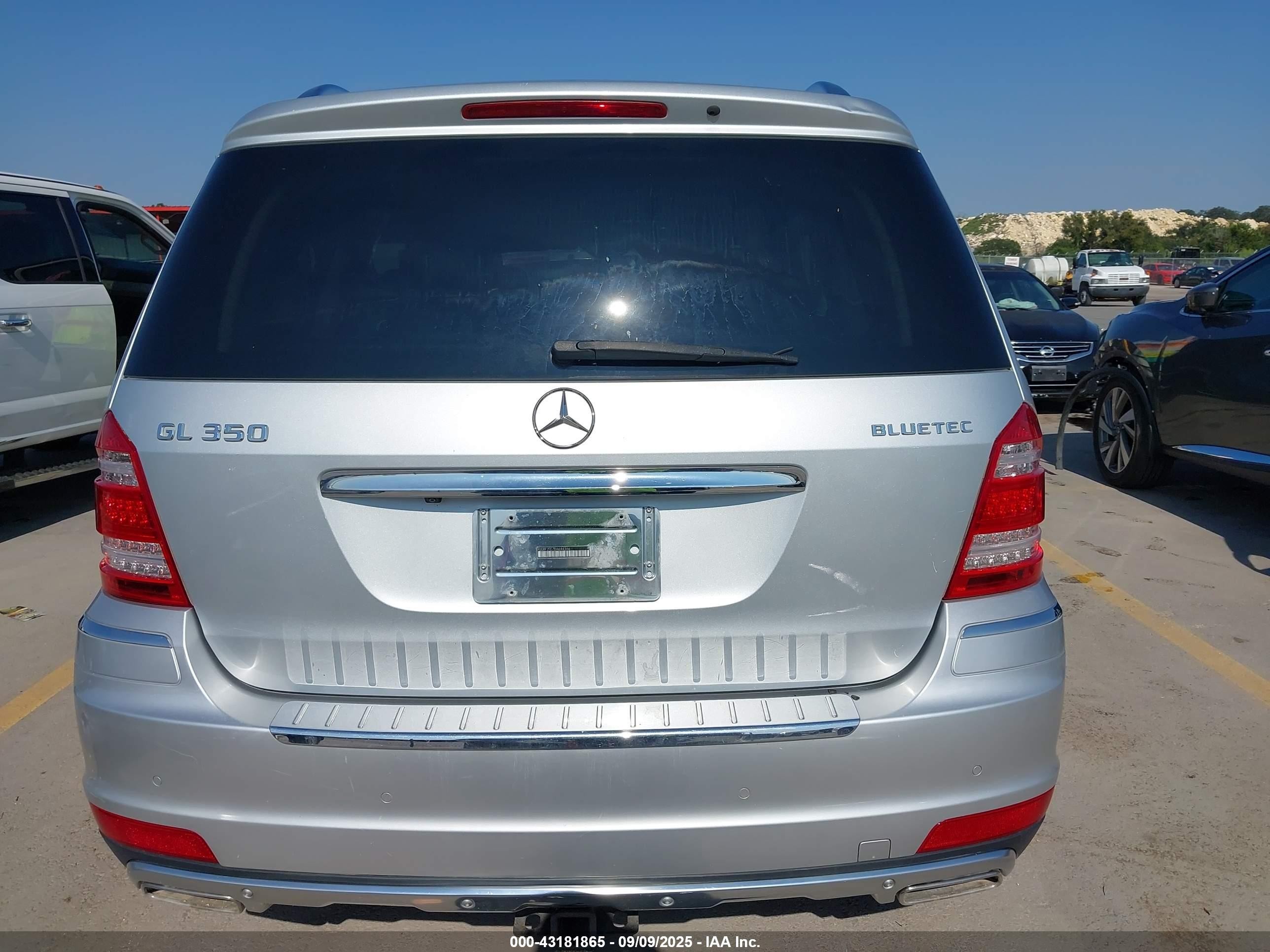 2011 Mercedes-benz Gl 350 Bluetec 4matic Silver vin: 4JGBF2FE7BA644366