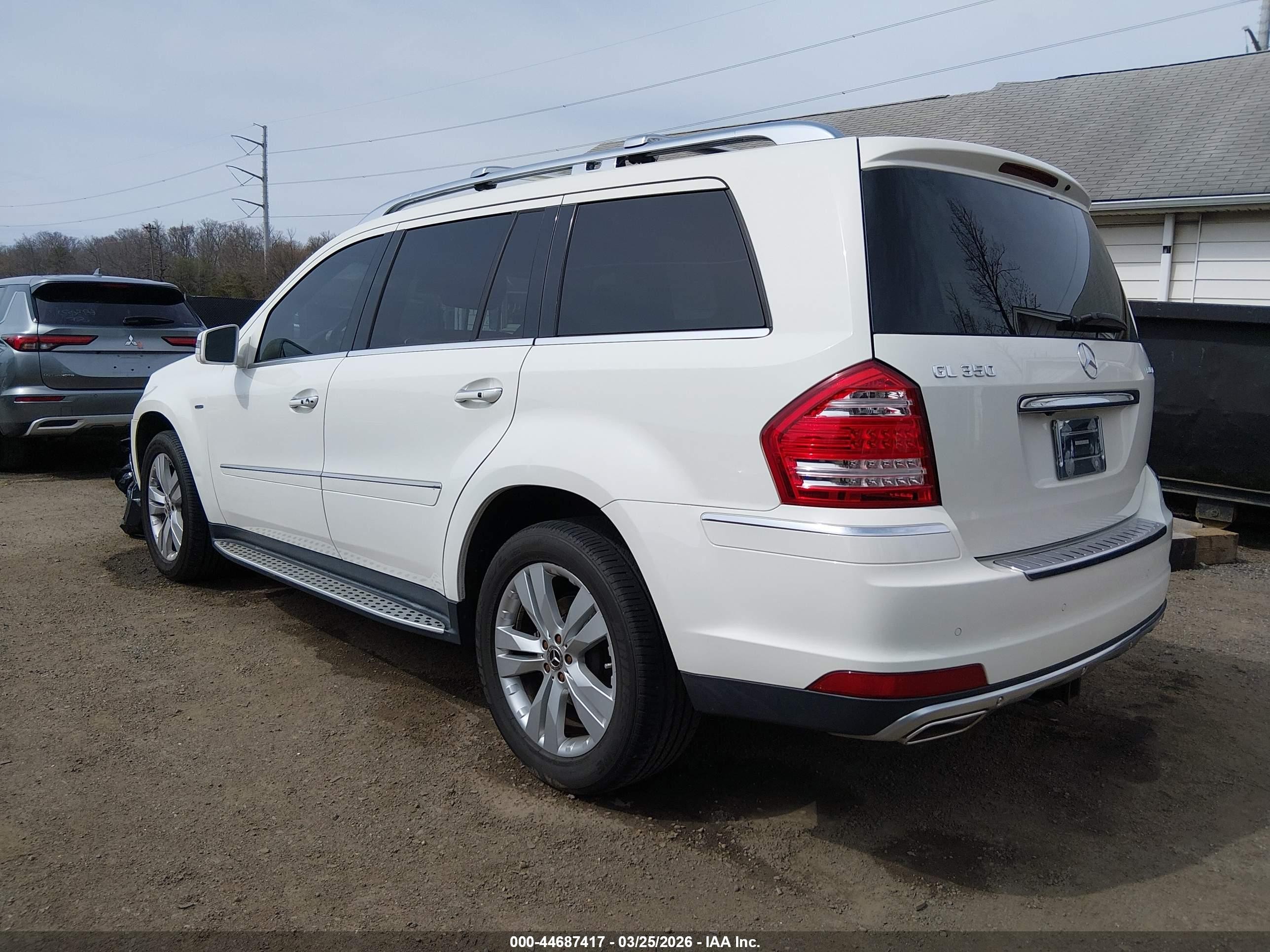 2012 Mercedes-benz Gl 350 Bluetec 4matic Белый vin: 4JGBF2FE7CA777825