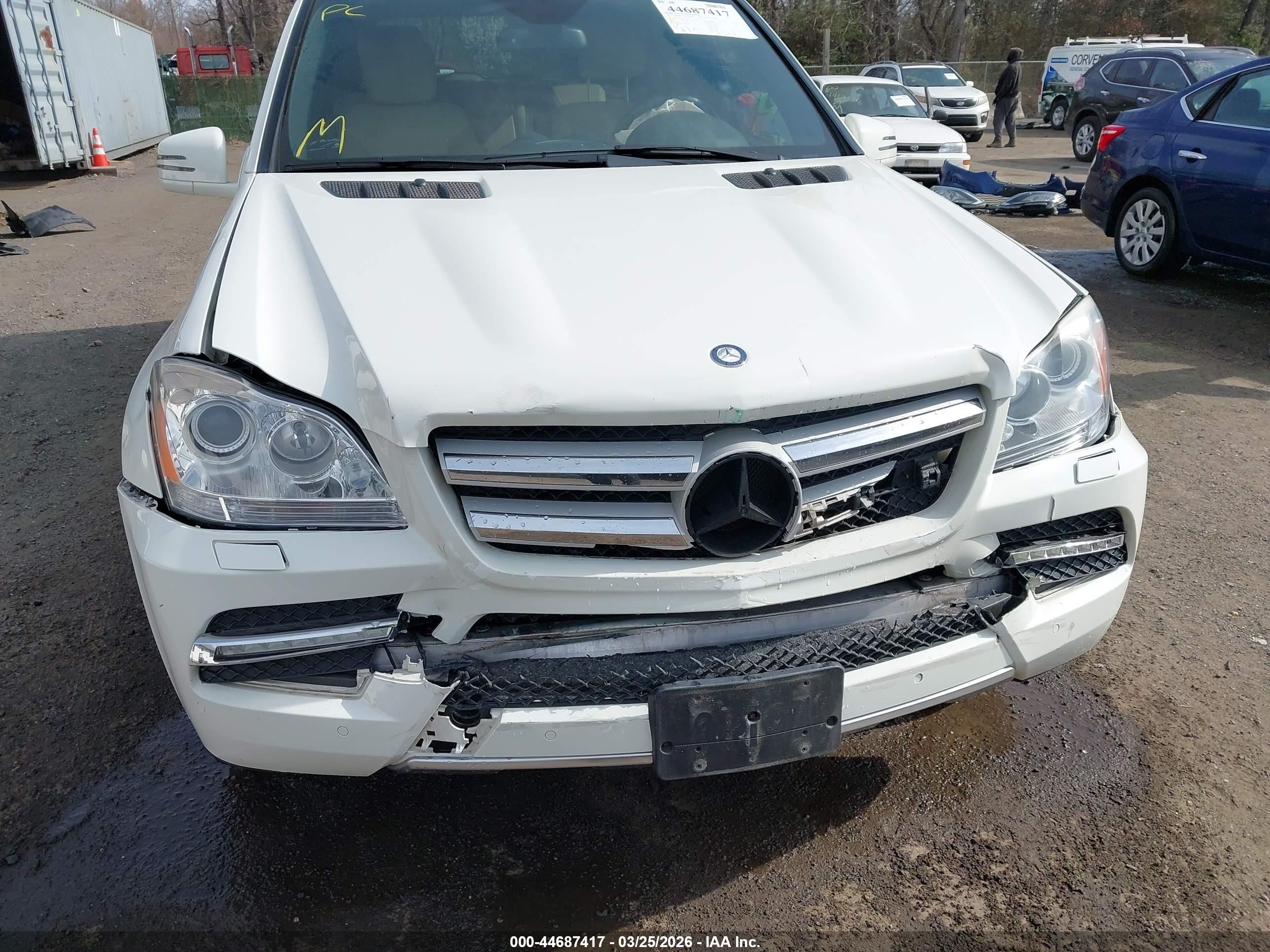 2012 Mercedes-benz Gl 350 Bluetec 4matic Белый vin: 4JGBF2FE7CA777825