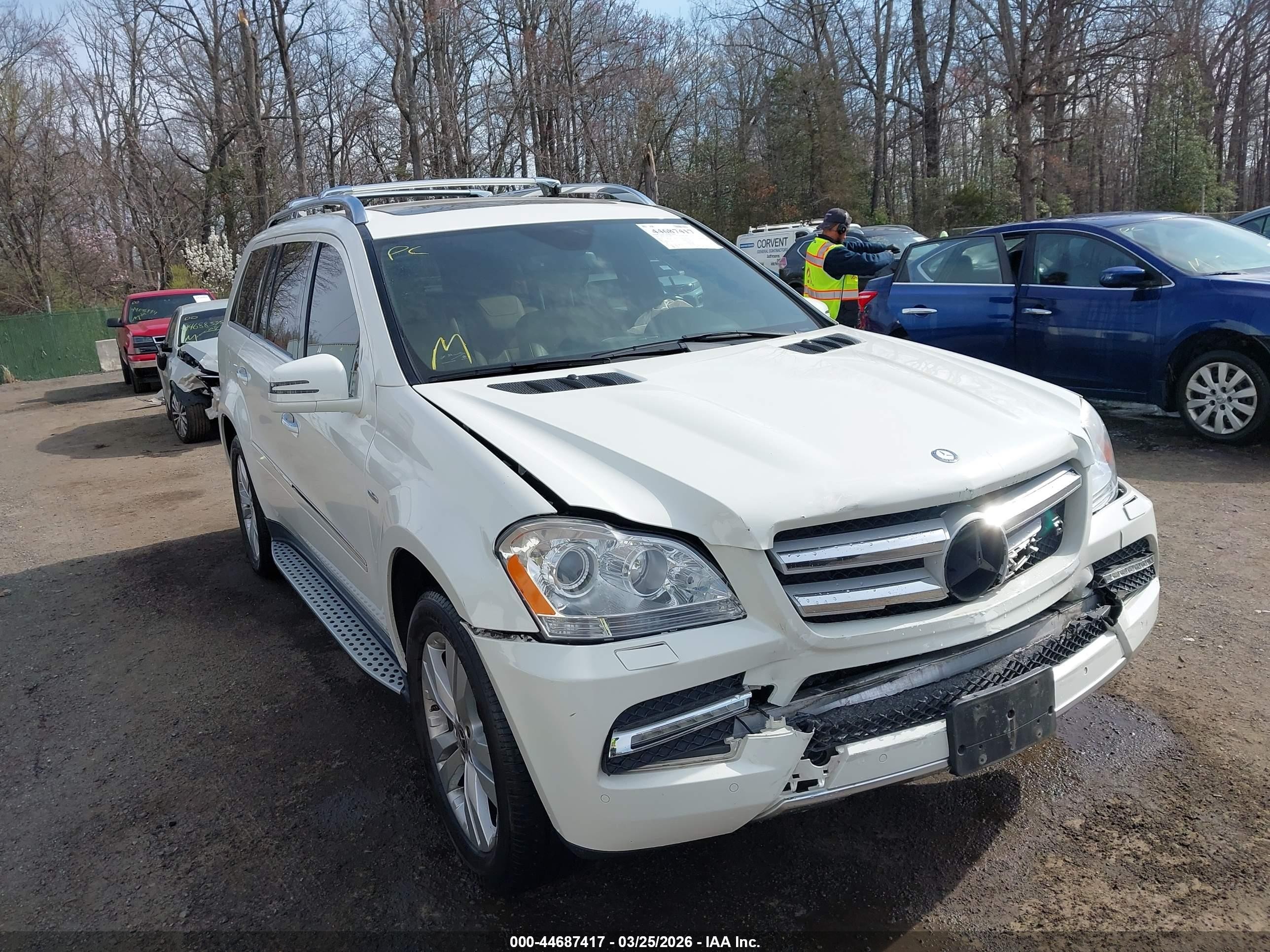 2012 Mercedes-benz Gl 350 Bluetec 4matic Белый vin: 4JGBF2FE7CA777825