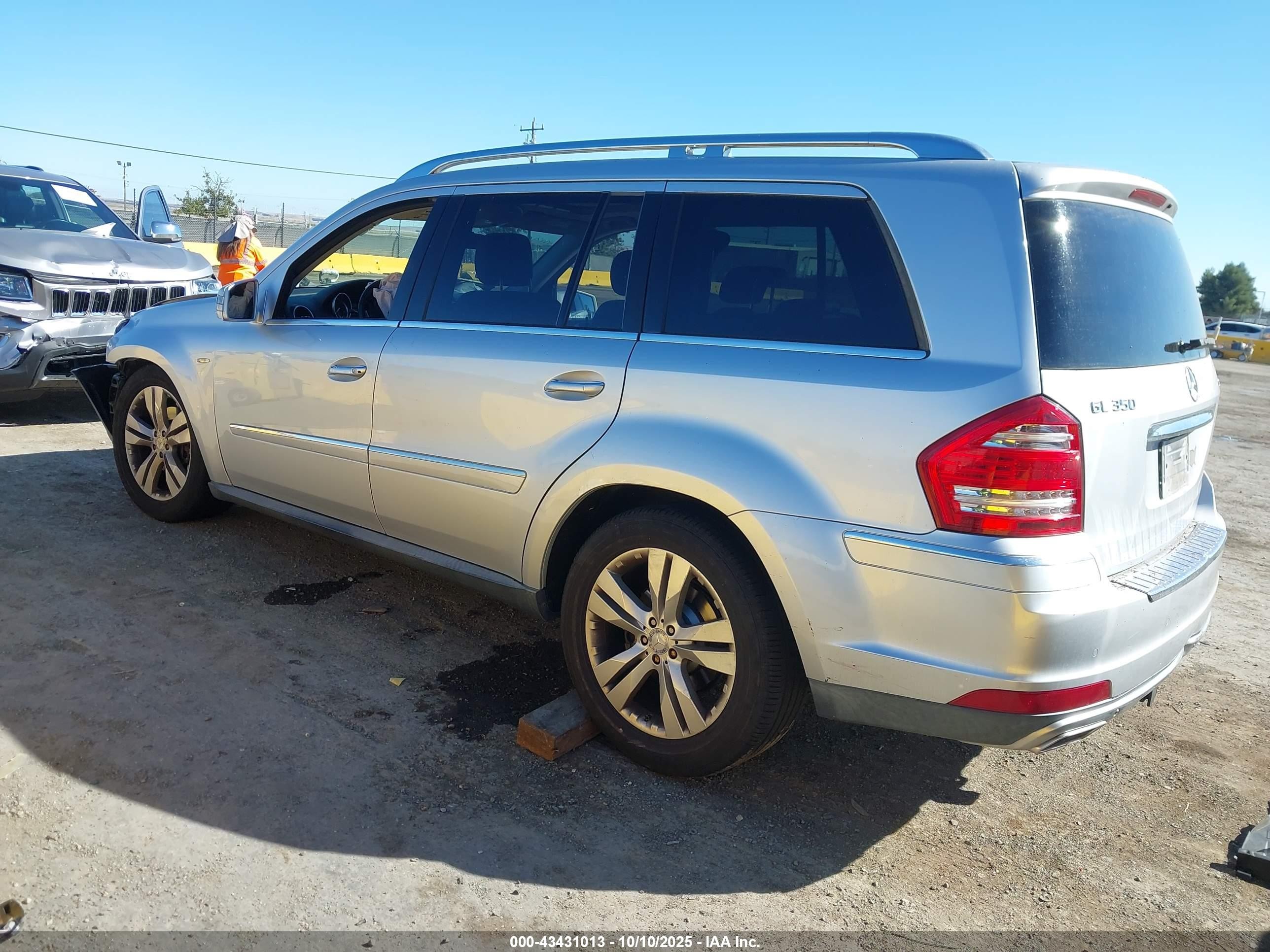 2012 Mercedes-benz Gl 350 Bluetec 4matic Silver vin: 4JGBF2FE8CA768356