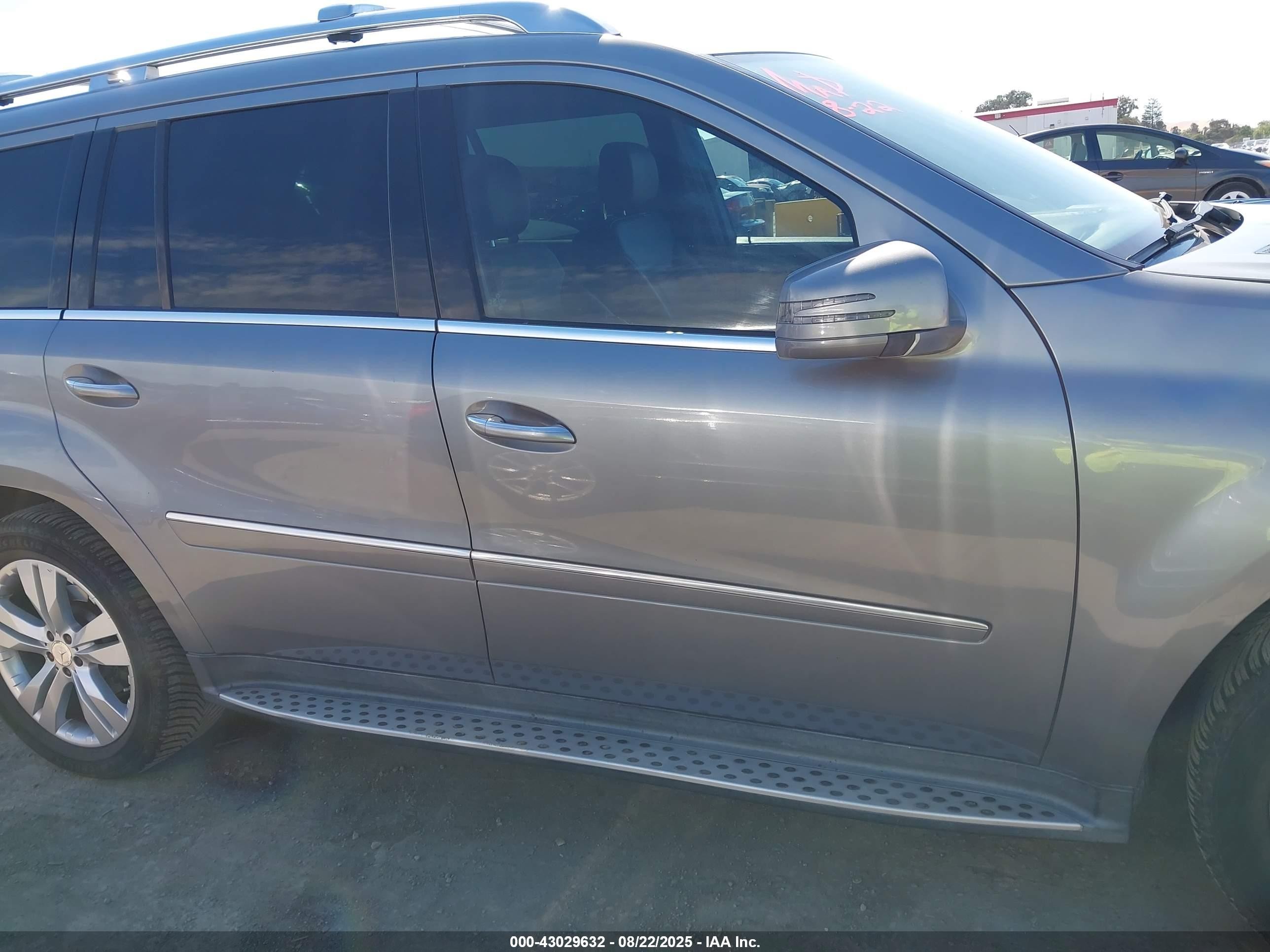2012 Mercedes-benz Gl 350 Bluetec 4matic Silver vin: 4JGBF2FE8CA781611