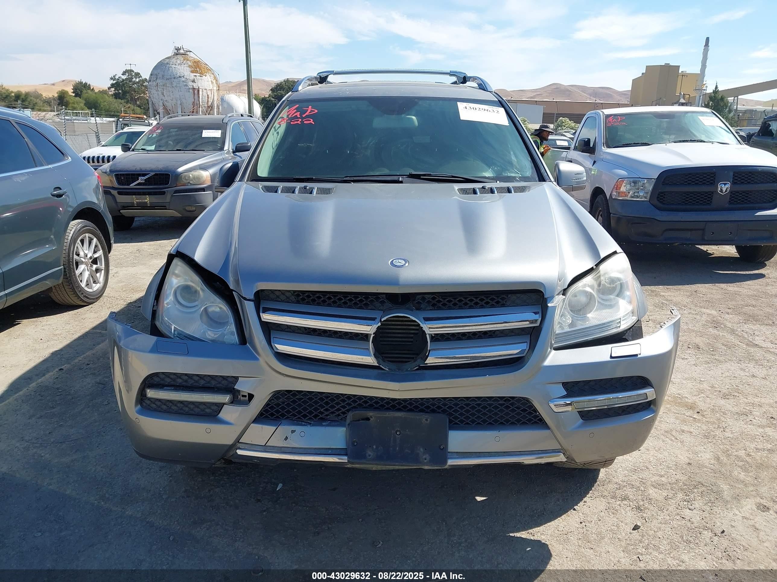 2012 Mercedes-benz Gl 350 Bluetec 4matic Silver vin: 4JGBF2FE8CA781611