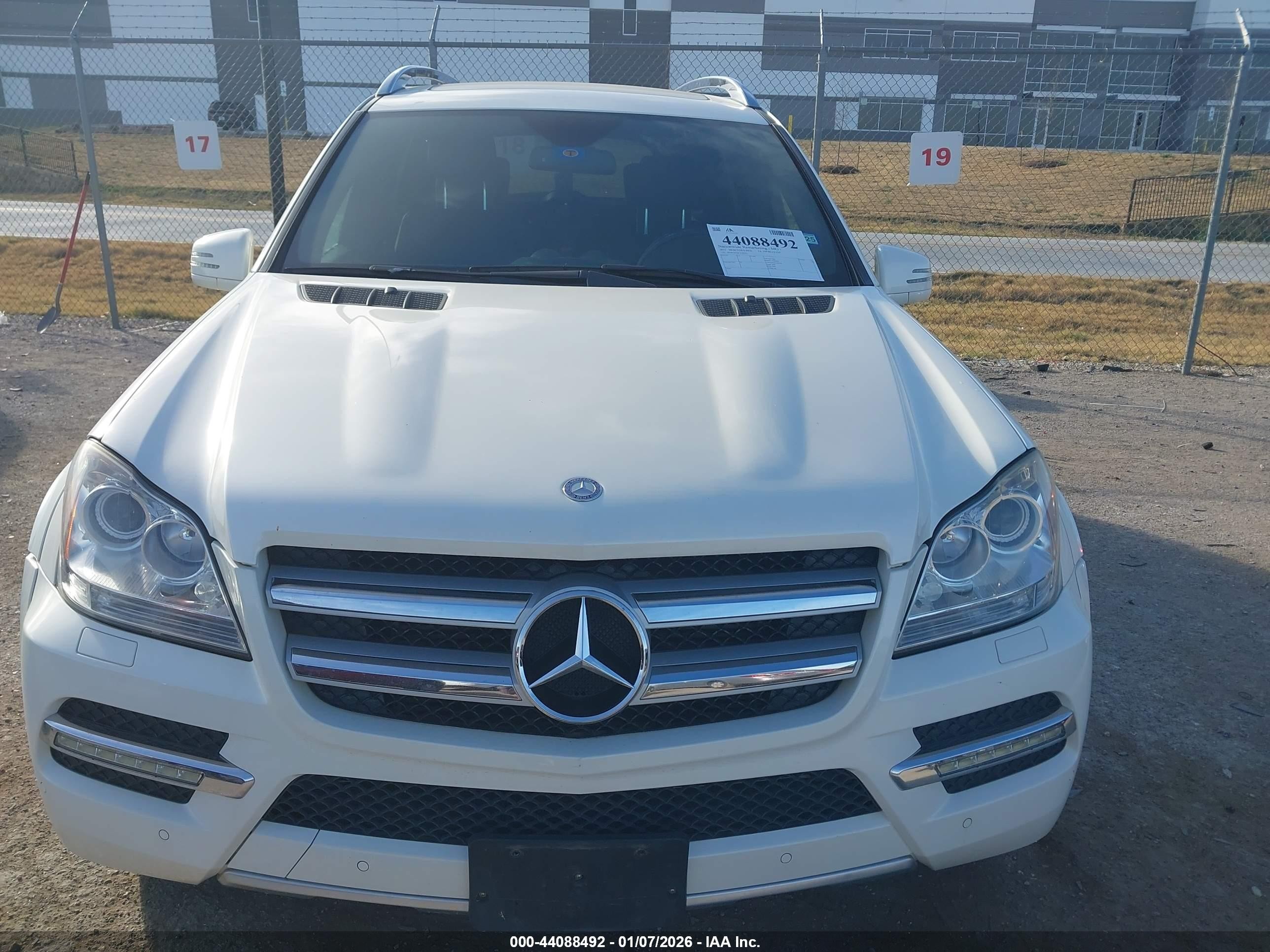 2012 Mercedes-benz Gl 350 Bluetec 4matic Белый vin: 4JGBF2FEXCA780251