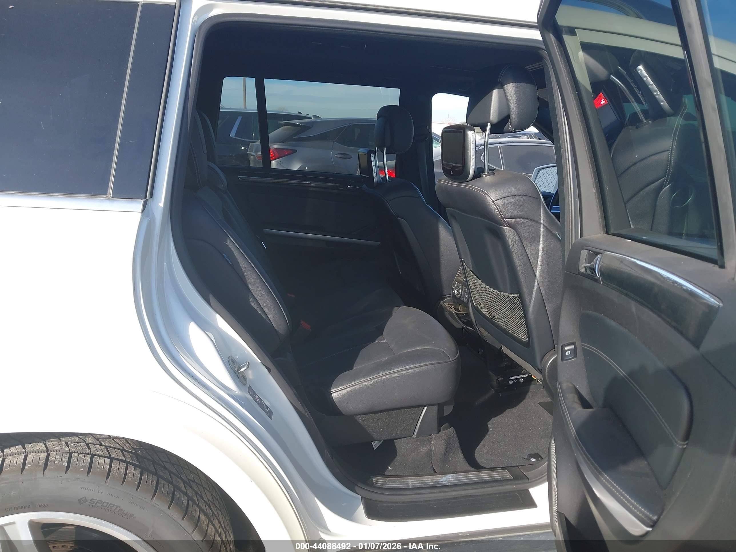 2012 Mercedes-benz Gl 350 Bluetec 4matic Белый vin: 4JGBF2FEXCA780251