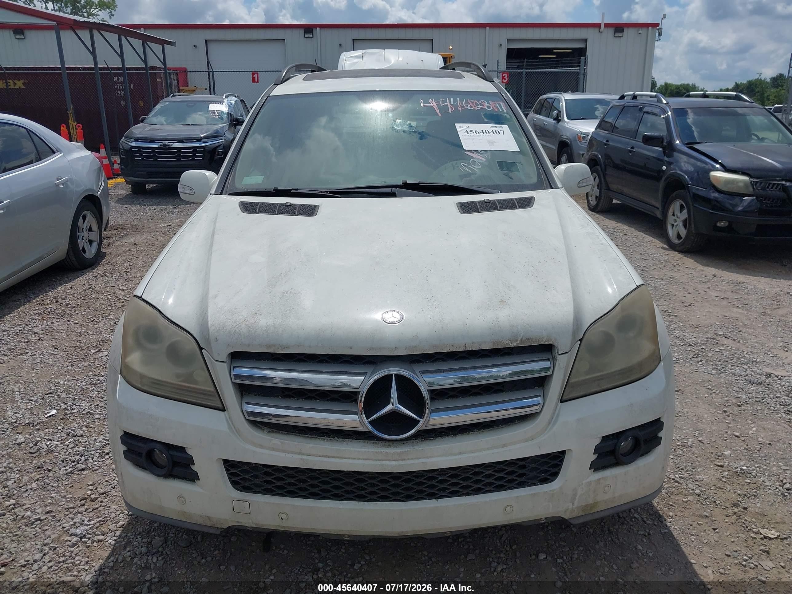 2008 Mercedes-benz Gl 450 4matic Белый vin: 4JGBF71E18A411547