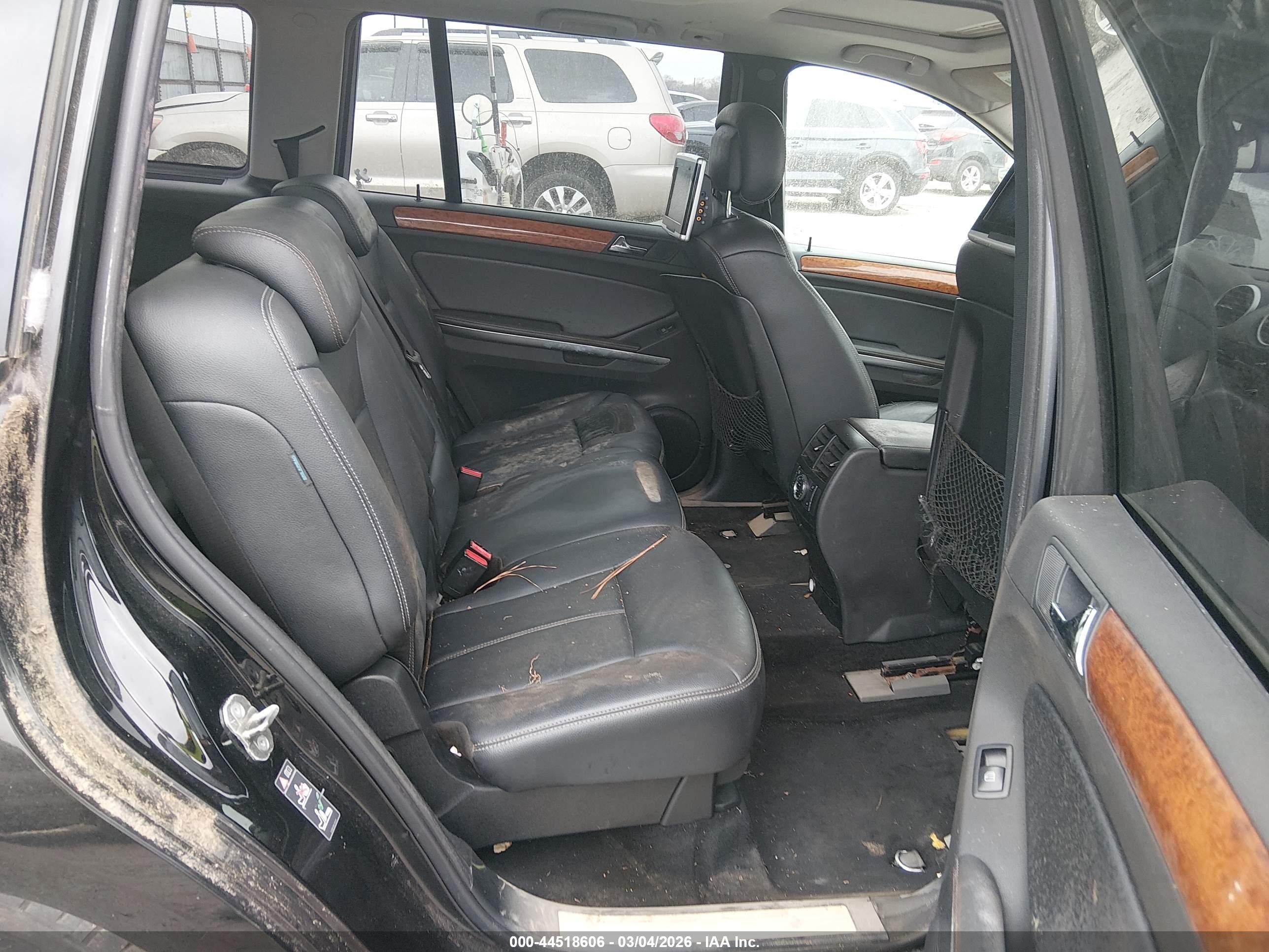 2009 Mercedes-benz Gl 450 4matic Черный vin: 4JGBF71E29A456451