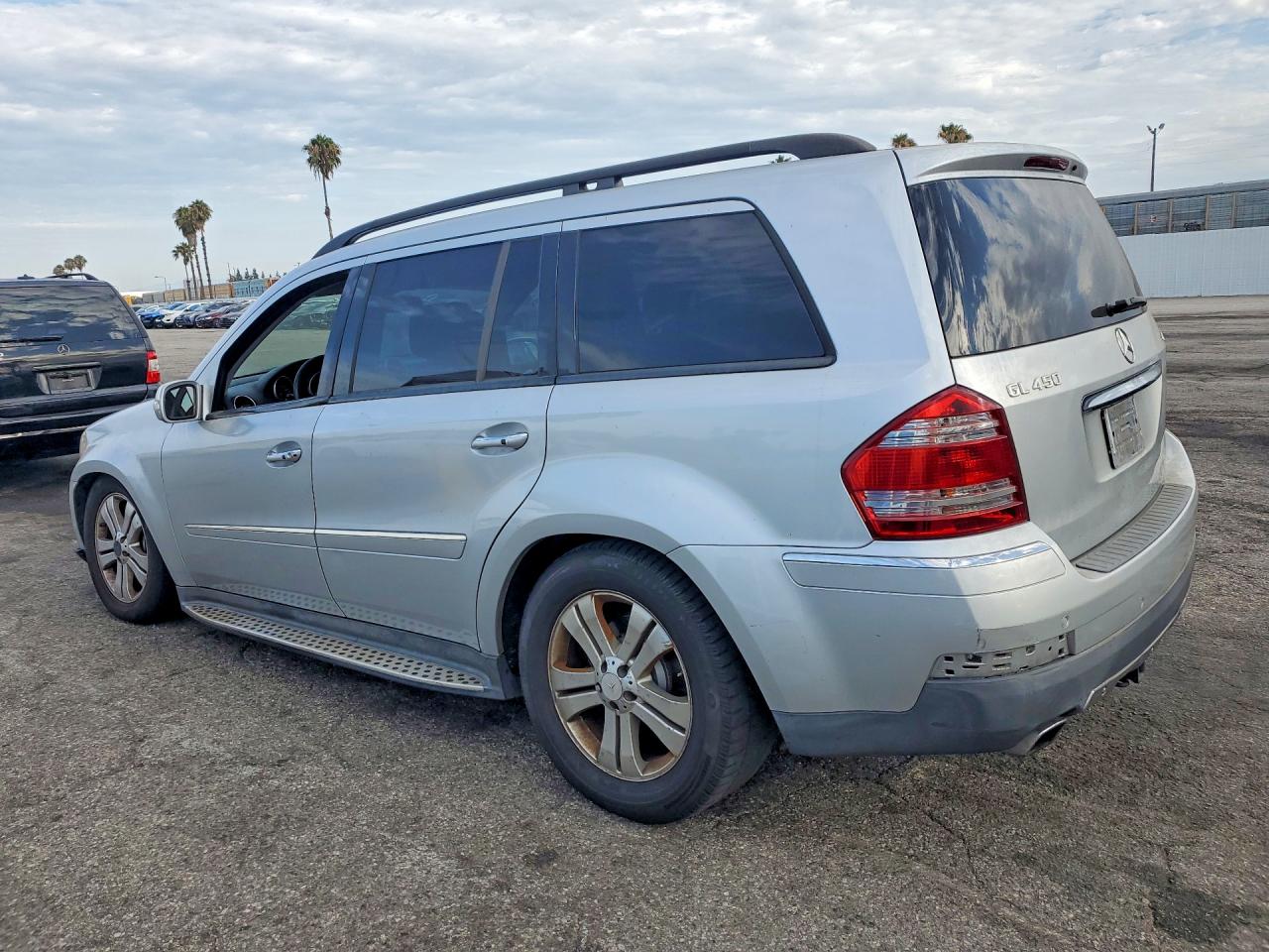 2008 Mercedes-benz Gl 450 4matic Серебряный vin: 4JGBF71E38A398722