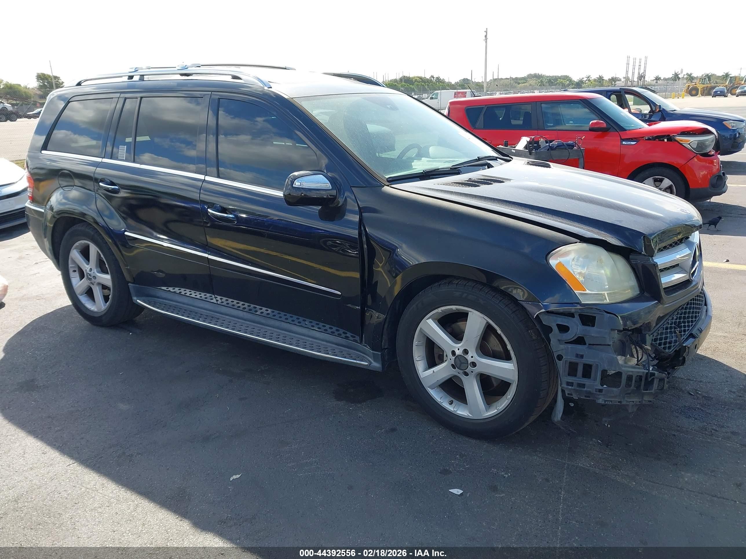 2009 Mercedes-benz Gl 450 4matic Черный vin: 4JGBF71E49A526385