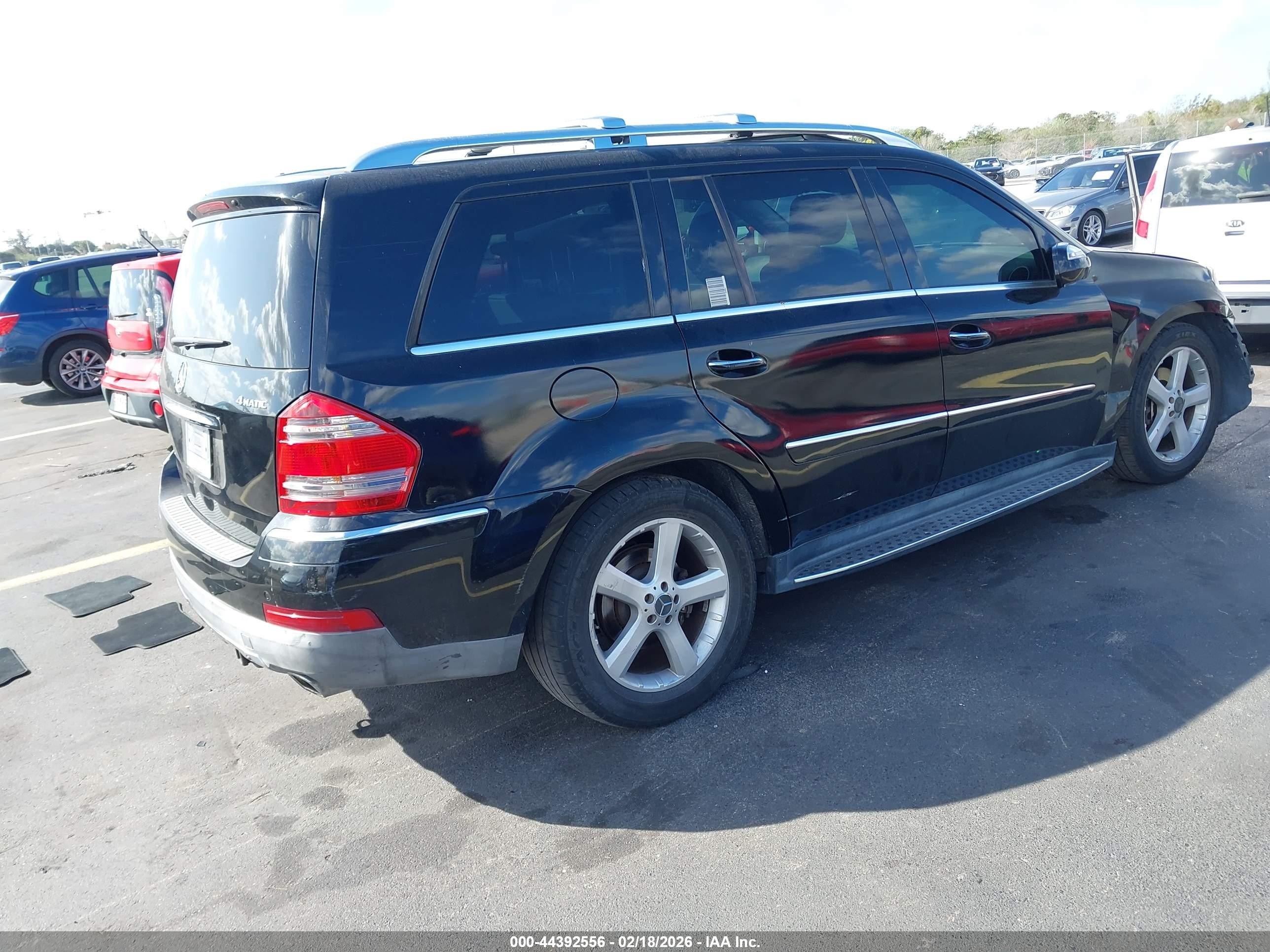 2009 Mercedes-benz Gl 450 4matic Черный vin: 4JGBF71E49A526385
