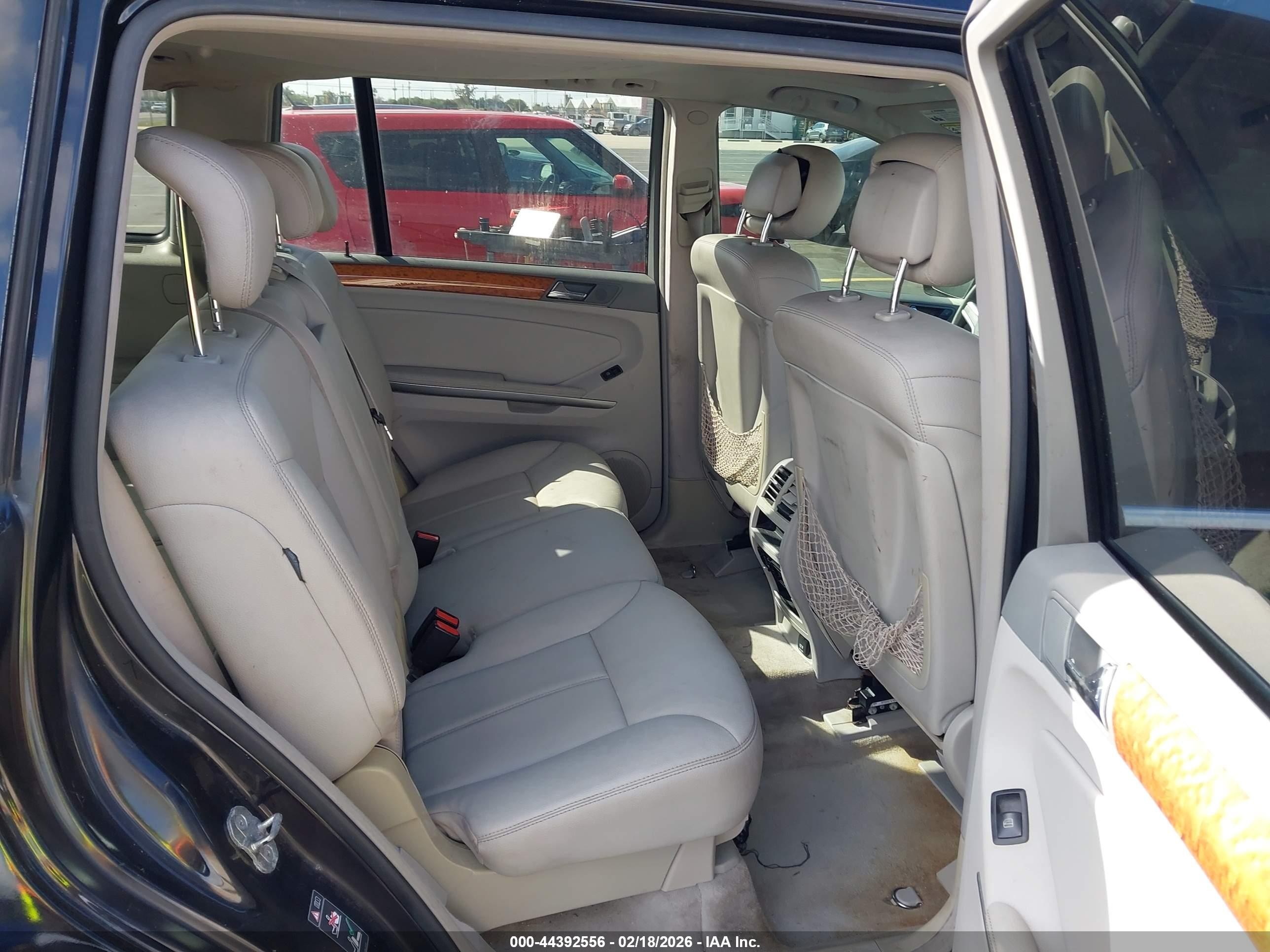 2009 Mercedes-benz Gl 450 4matic Черный vin: 4JGBF71E49A526385