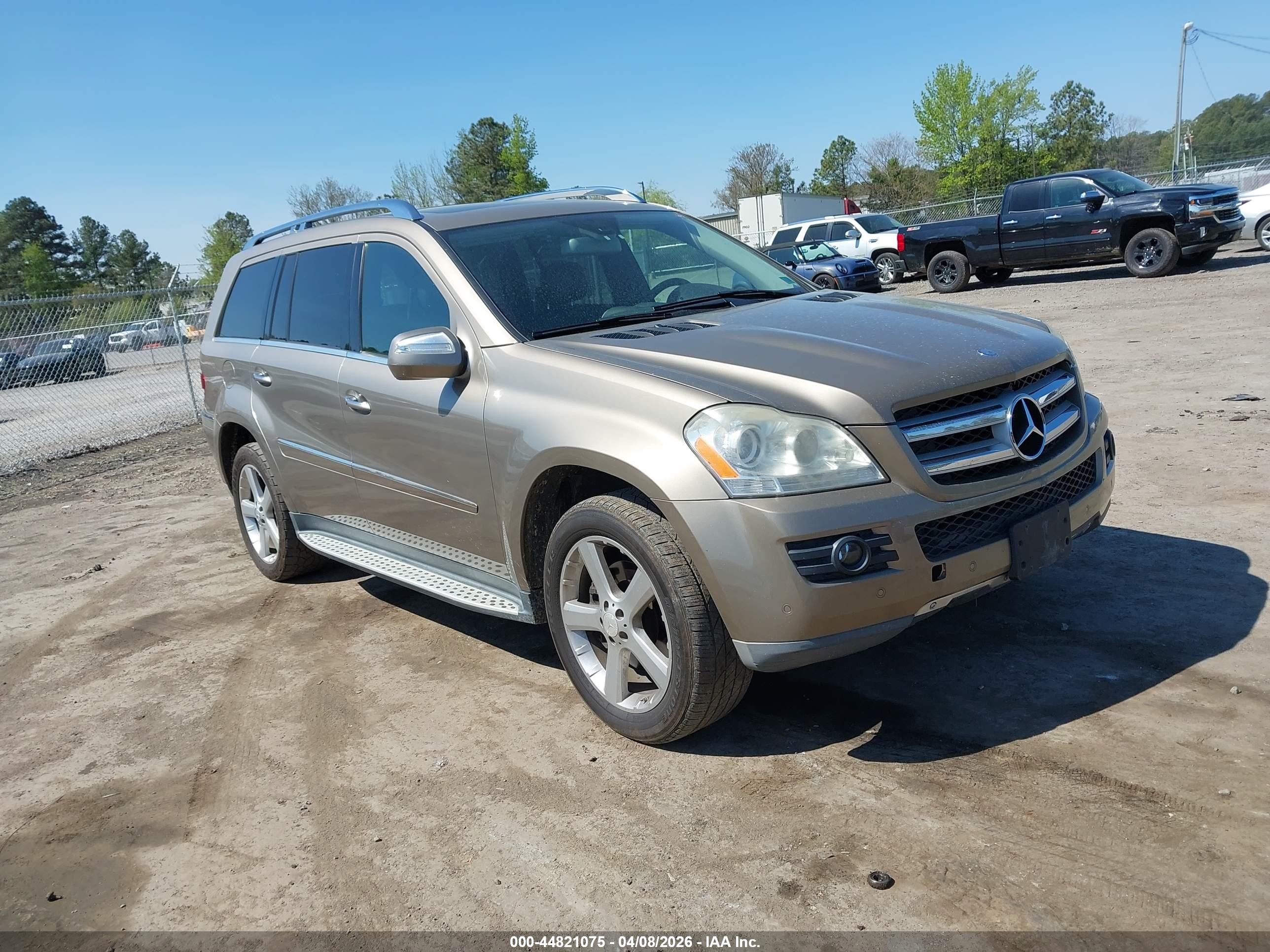 2009 Mercedes-benz Gl 450 4matic Золотой vin: 4JGBF71E59A512317
