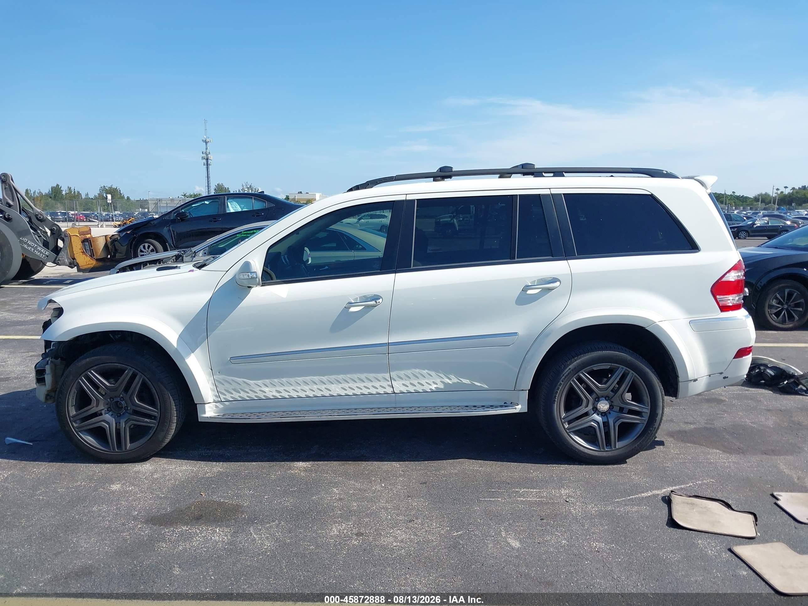 2008 Mercedes-benz Gl 450 4matic White vin: 4JGBF71E78A301084