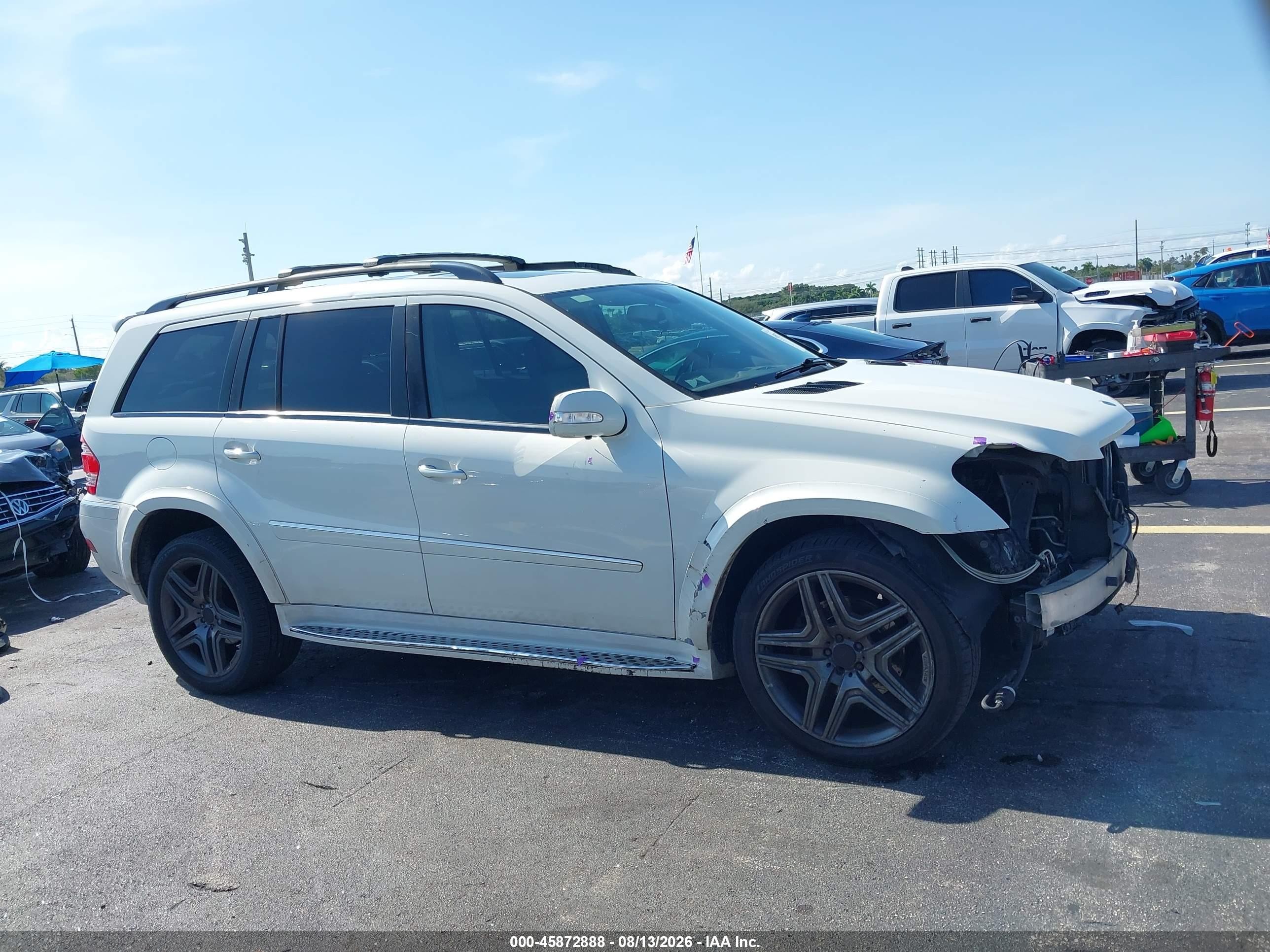 2008 Mercedes-benz Gl 450 4matic White vin: 4JGBF71E78A301084