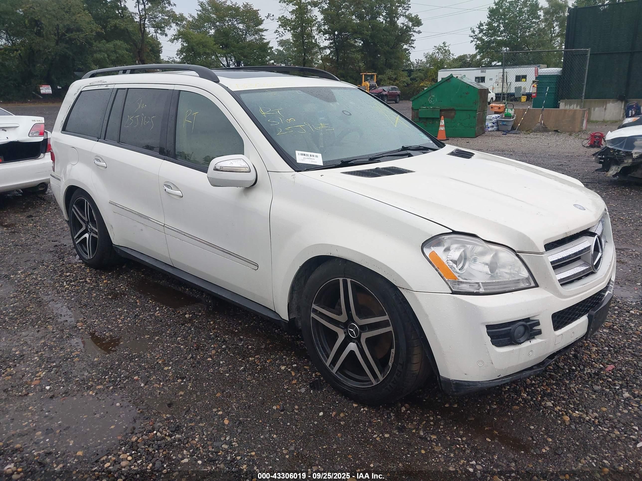 2009 Mercedes-benz Gl 450 4matic Белый vin: 4JGBF71E79A483550